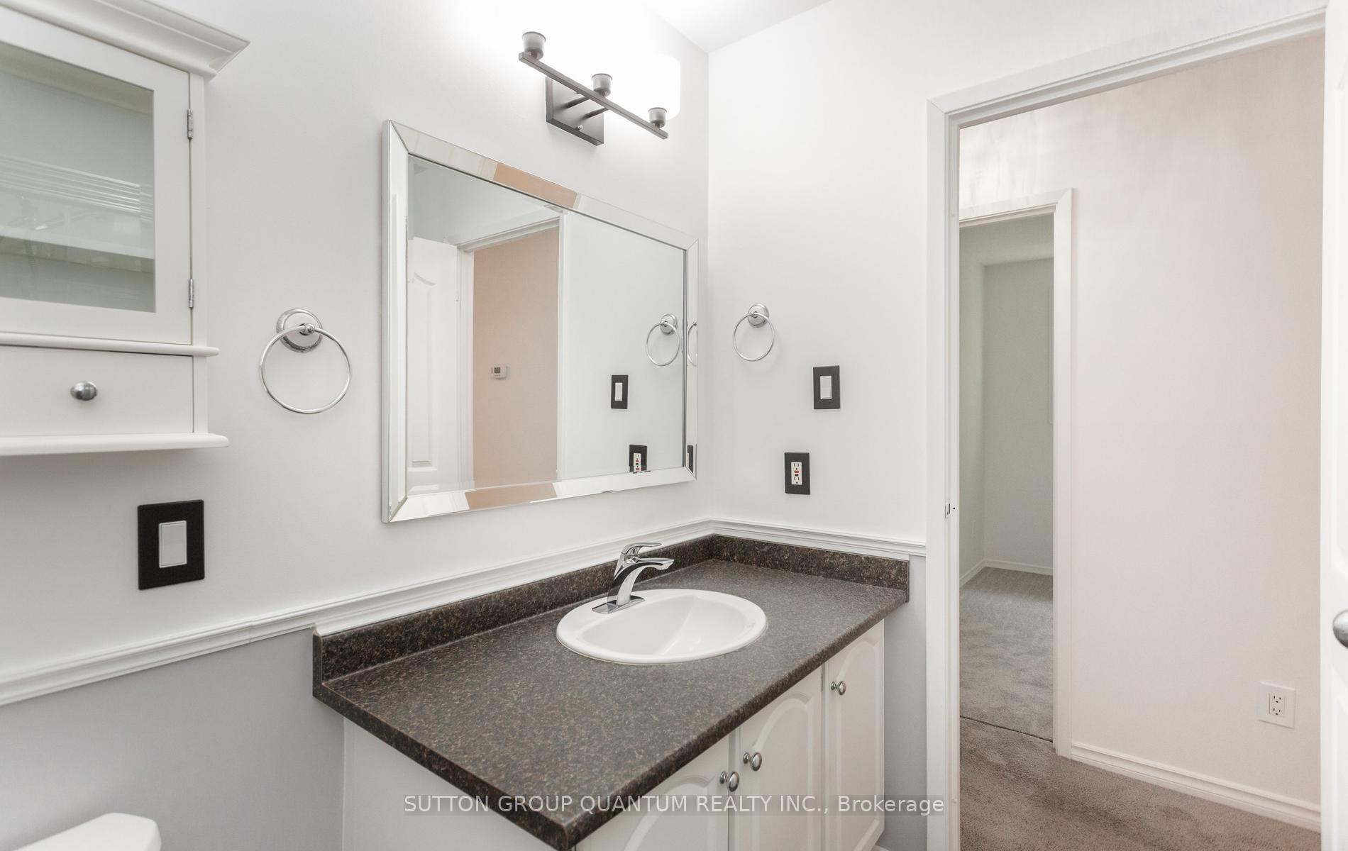 Photo 33 of 2363 Holyhead Drive, Burlington, Brant Hills — HOMEH