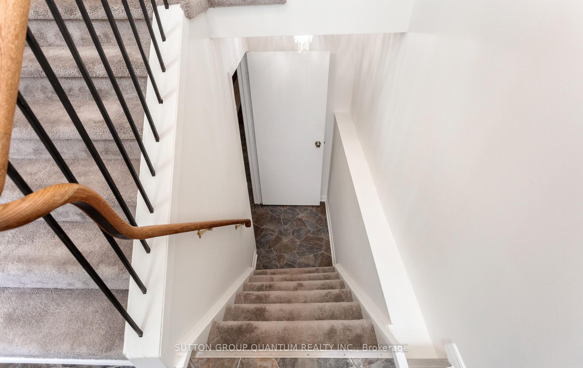 Photo 34 of 2363 Holyhead Drive, Burlington, Brant Hills — HOMEH
