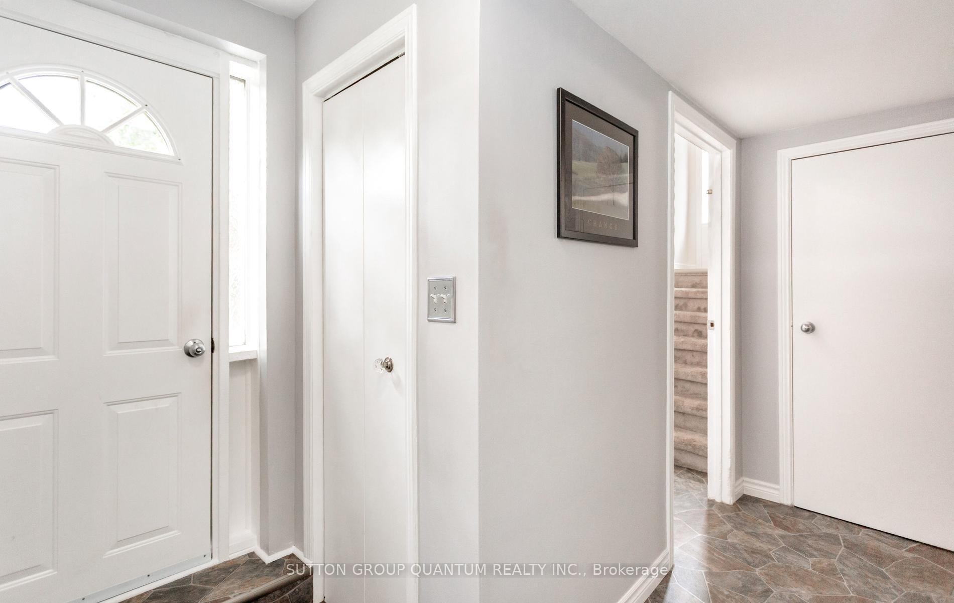 Photo 36 of 2363 Holyhead Drive, Burlington, Brant Hills — HOMEH