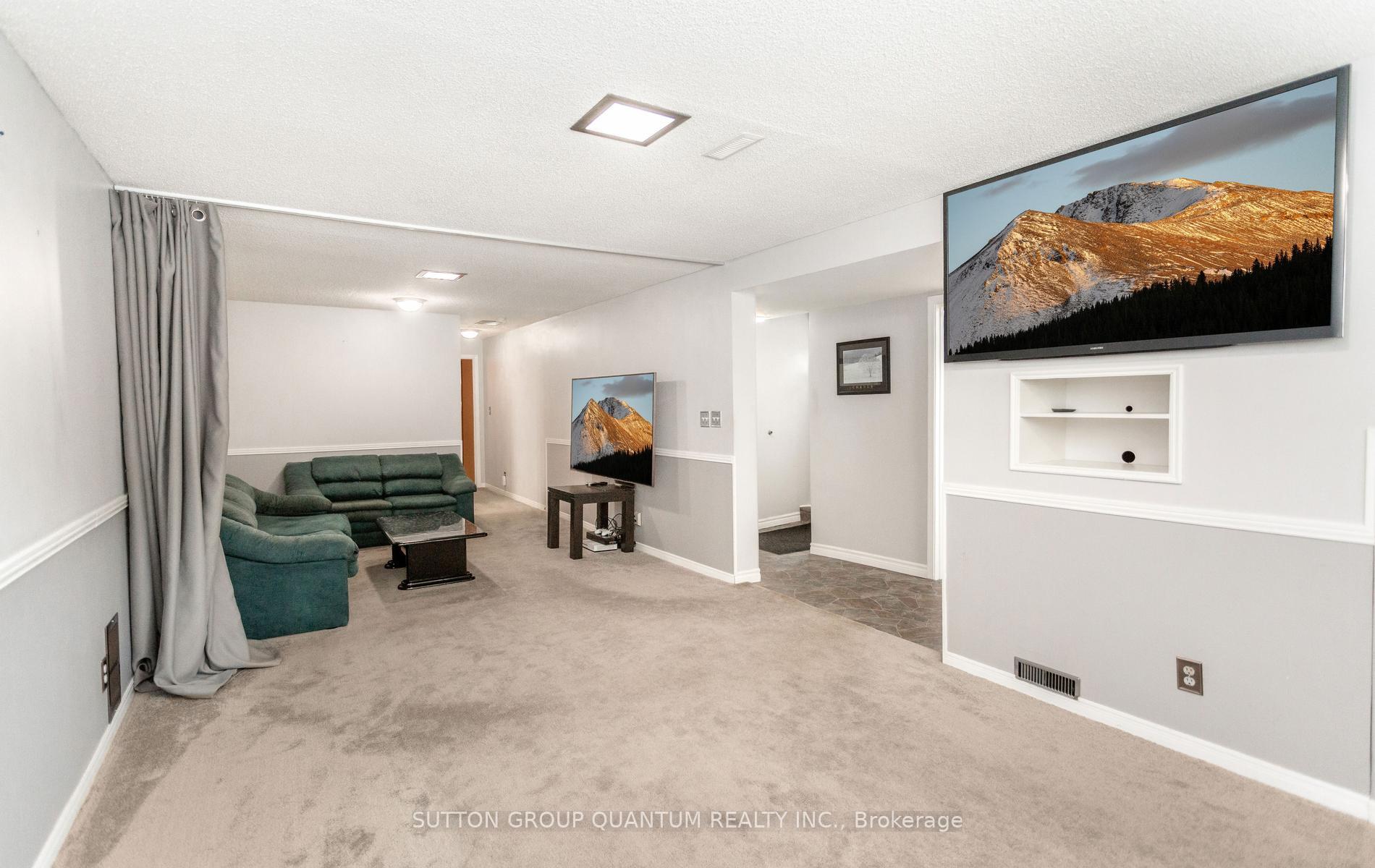 Photo 38 of 2363 Holyhead Drive, Burlington, Brant Hills — HOMEH