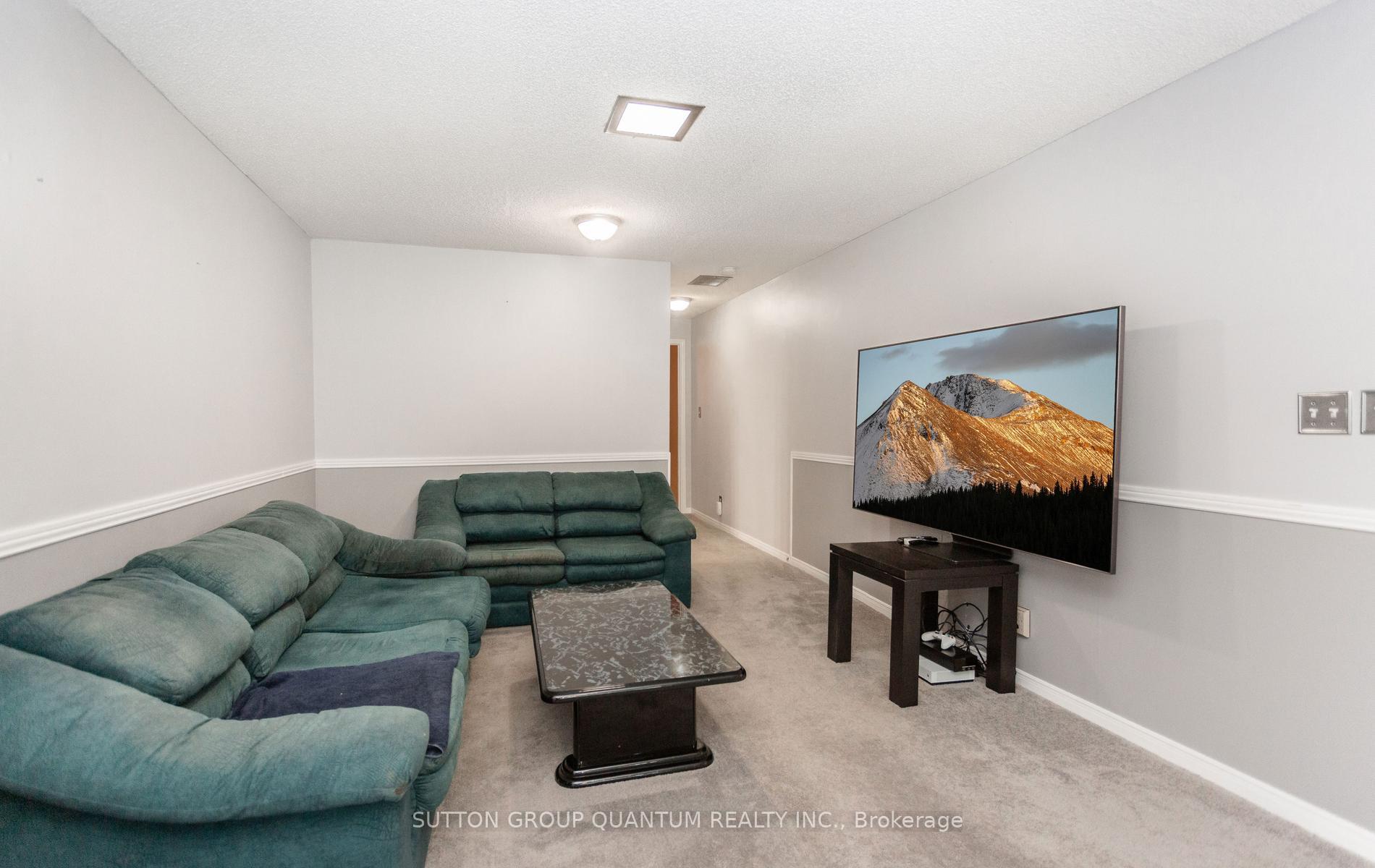 Photo 40 of 2363 Holyhead Drive, Burlington, Brant Hills — HOMEH