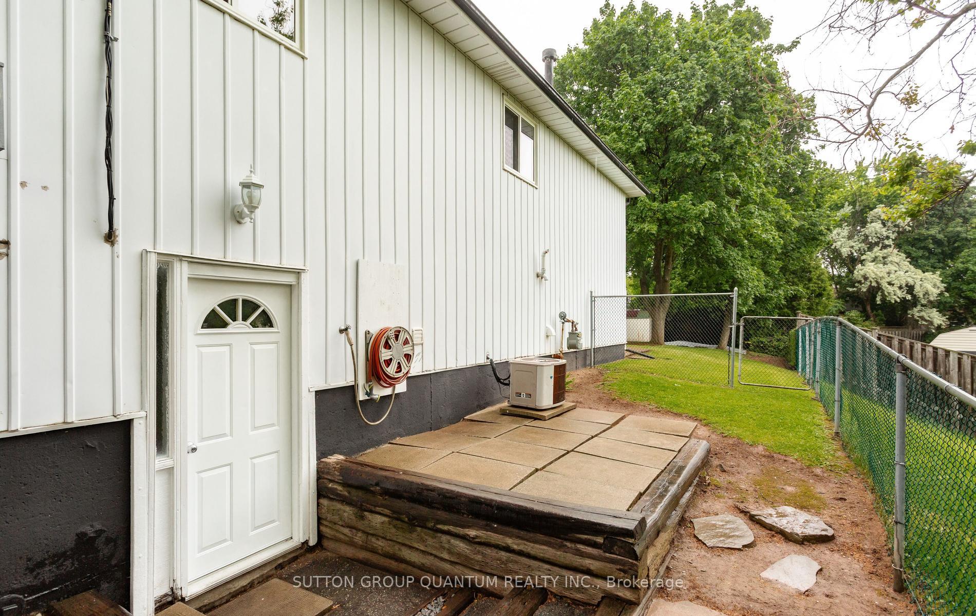 Photo 42 of 2363 Holyhead Drive, Burlington, Brant Hills — HOMEH