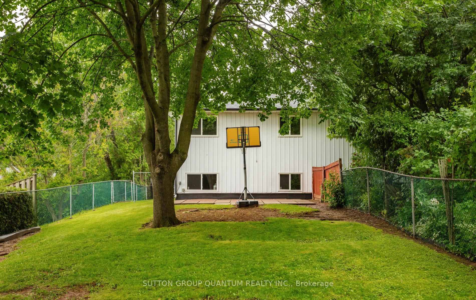 Photo 47 of 2363 Holyhead Drive, Burlington, Brant Hills — HOMEH