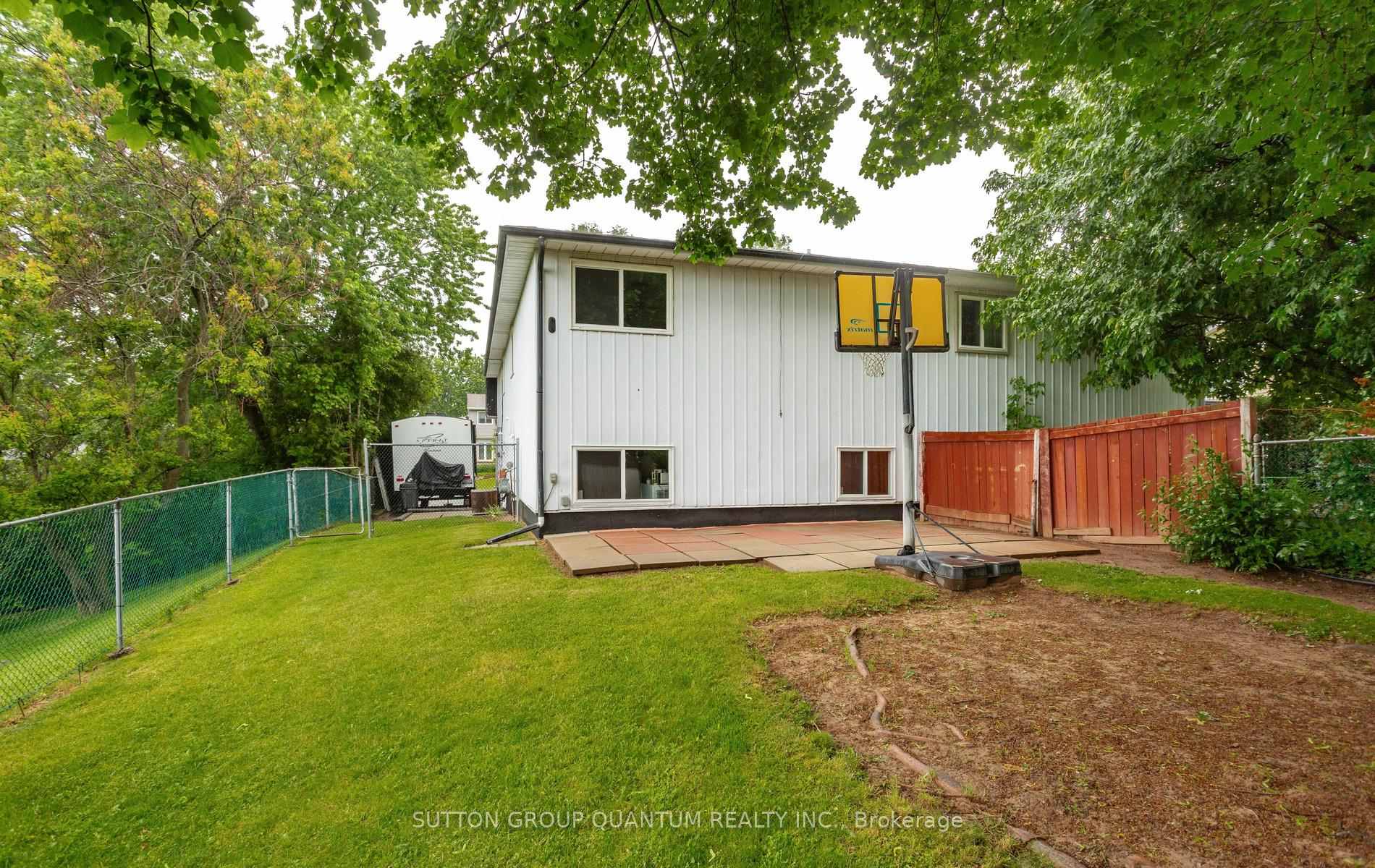 Photo 49 of 2363 Holyhead Drive, Burlington, Brant Hills — HOMEH