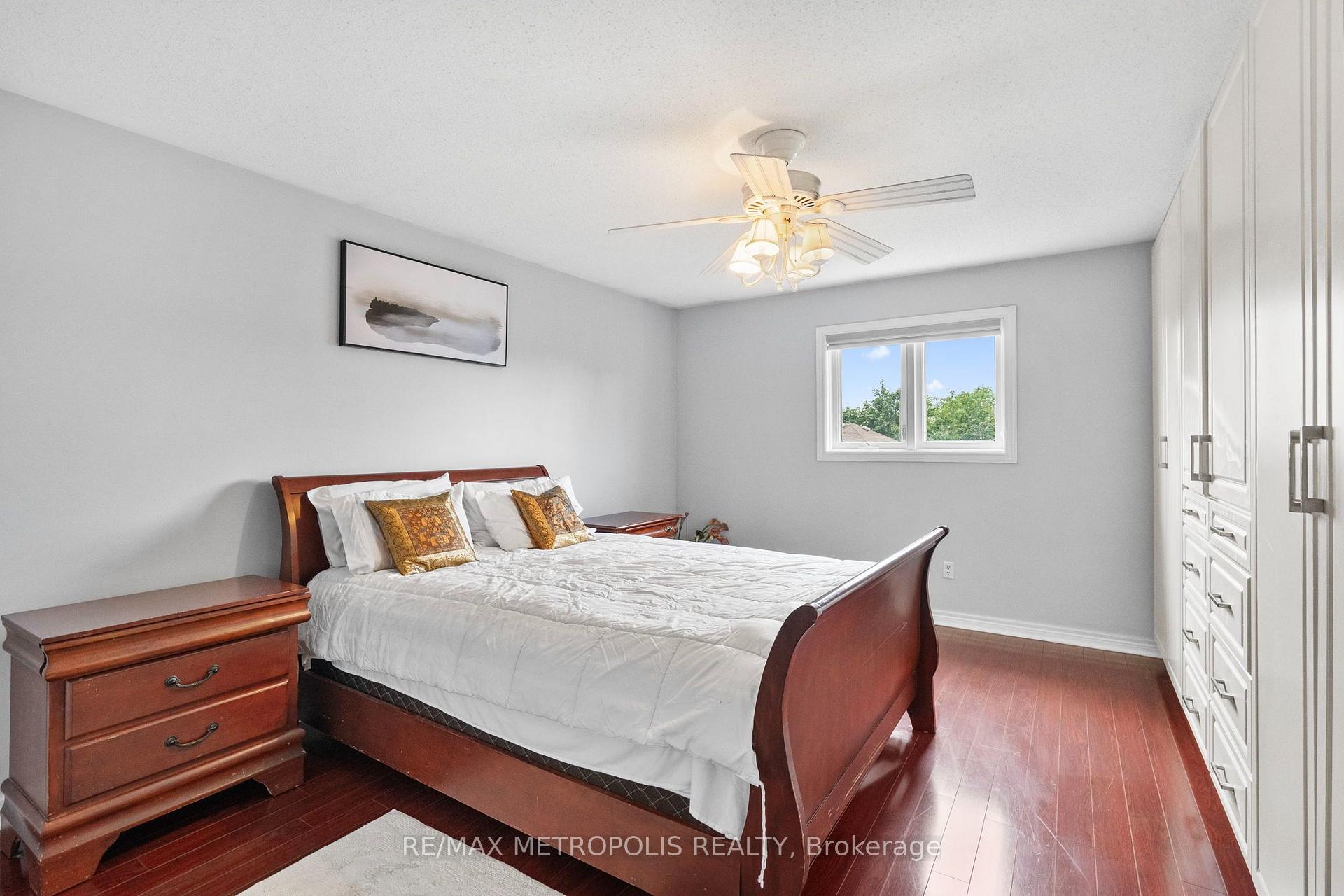 Photo 36 of 80 Ryegrass Crescent, Brampton, Snelgrove — HOMEH