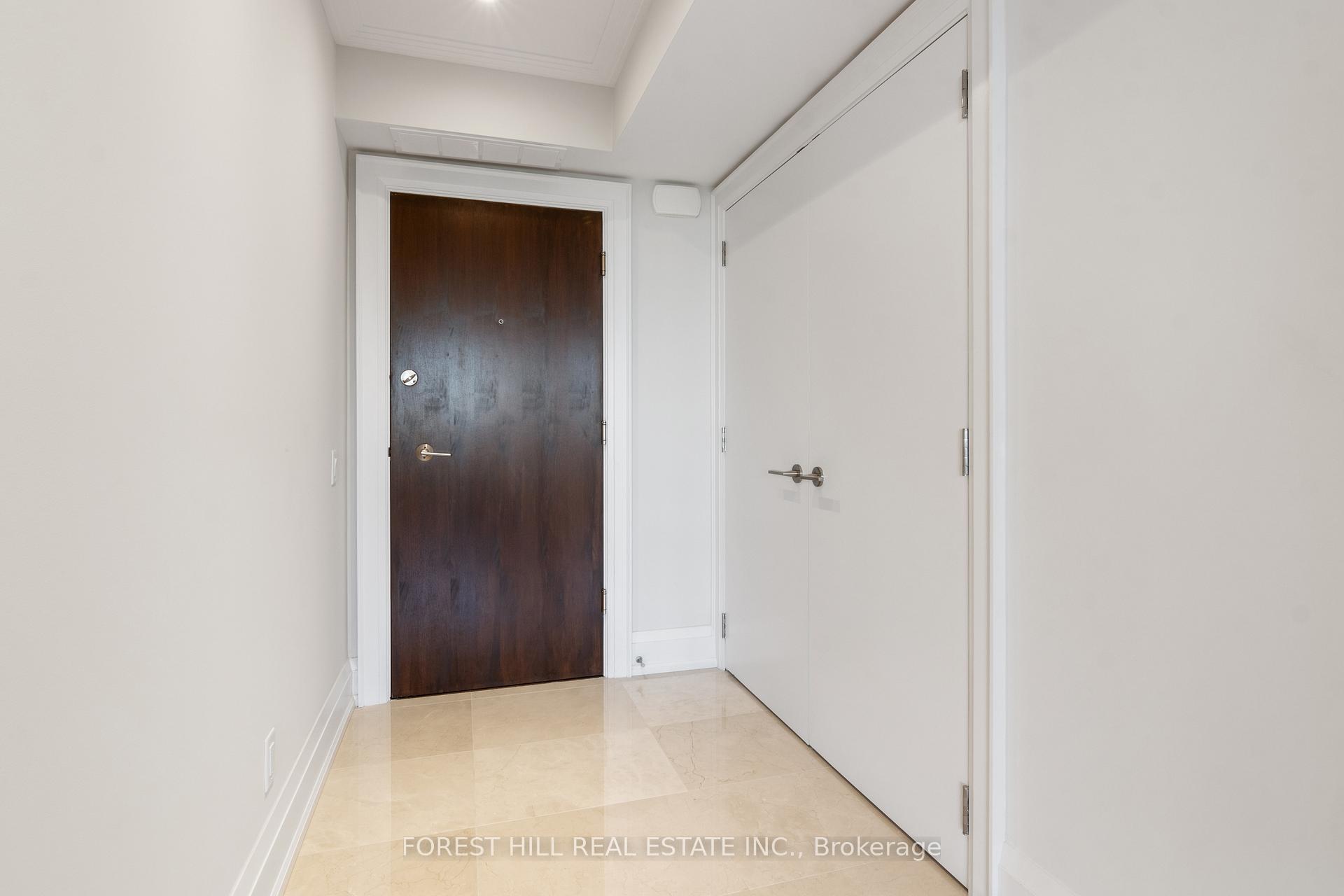 Photo 3 of Unit 1401, 500 Avenue Road, Toronto, Casa Loma — HOMEH