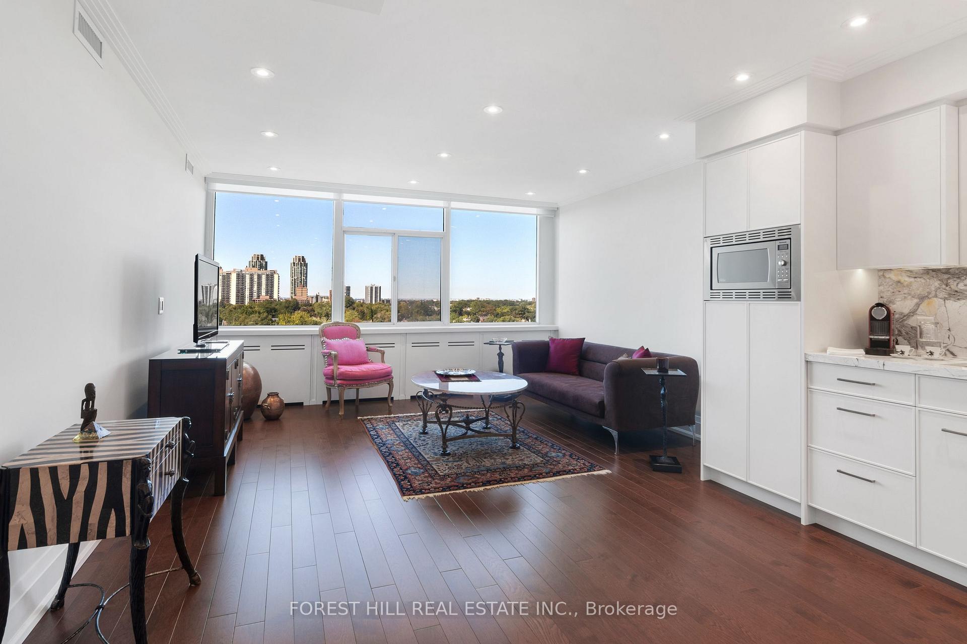 Photo 6 of Unit 1401, 500 Avenue Road, Toronto, Casa Loma — HOMEH