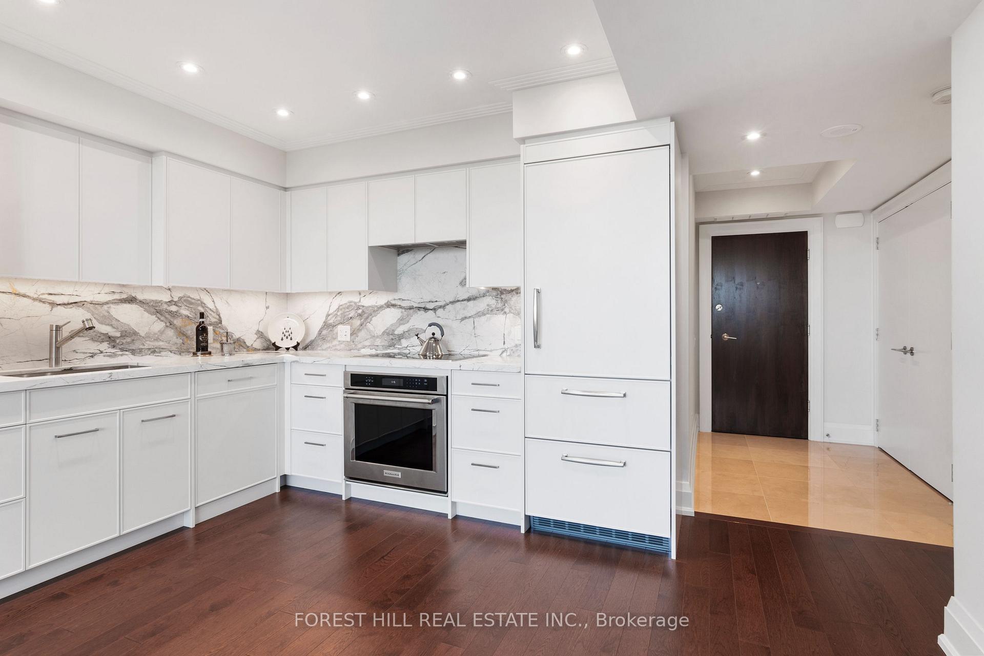 Photo 10 of Unit 1401, 500 Avenue Road, Toronto, Casa Loma — HOMEH