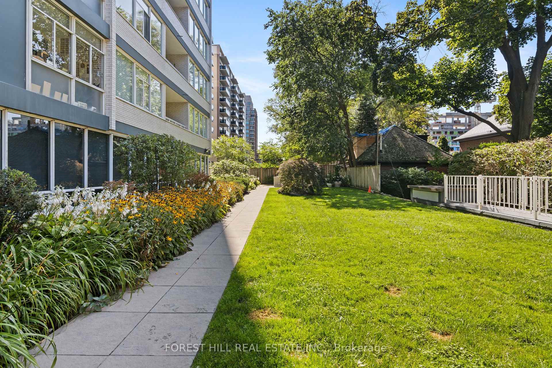 Photo 35 of Unit 1401, 500 Avenue Road, Toronto, Casa Loma — HOMEH