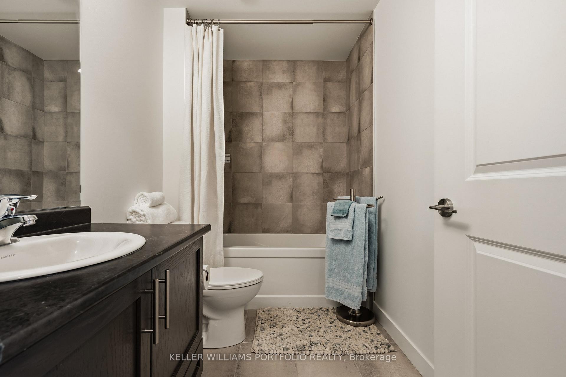 Photo 16 of Unit 1019, 461 Green Road, Hamilton, Lakeshore — HOMEH