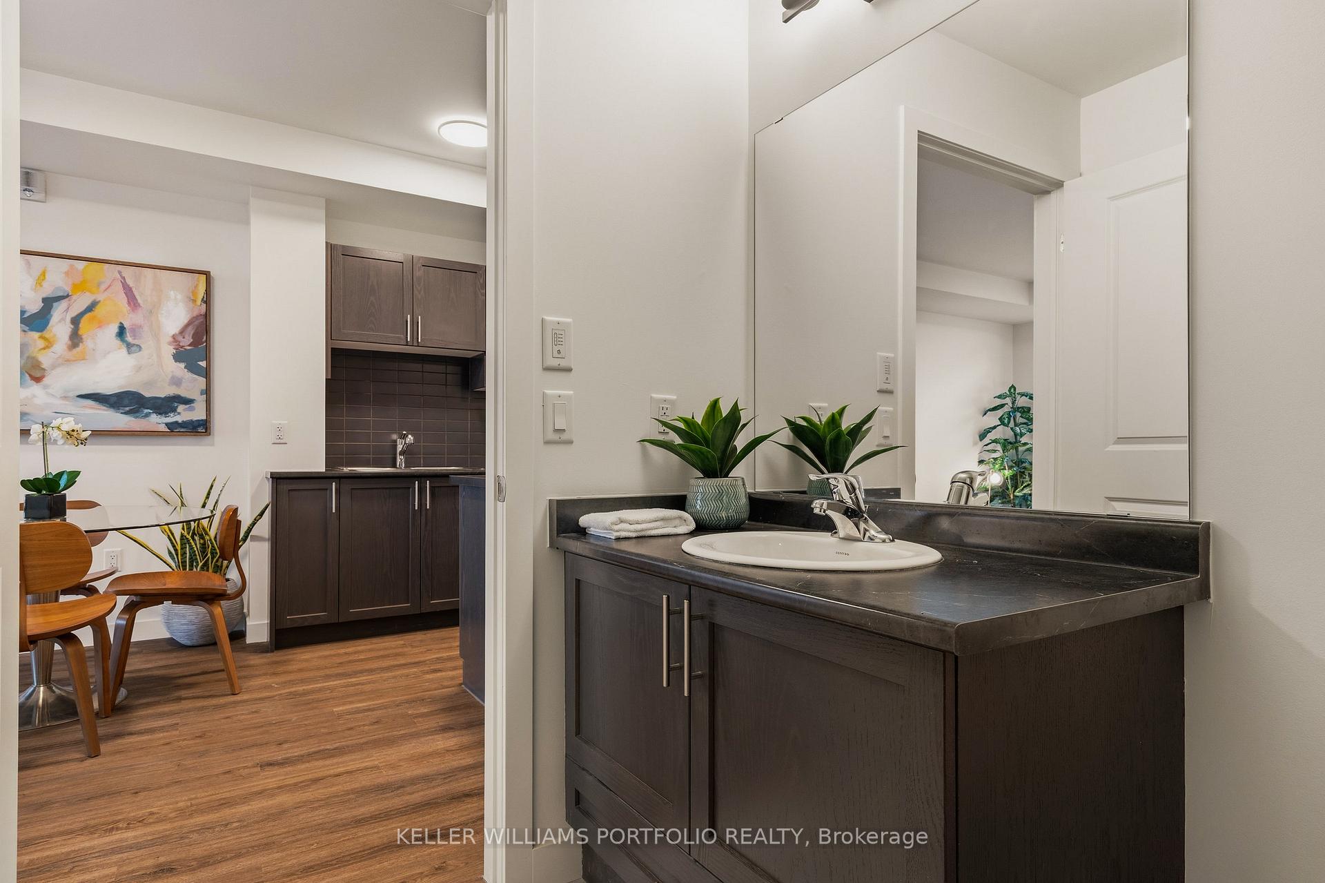 Photo 17 of Unit 1019, 461 Green Road, Hamilton, Lakeshore — HOMEH