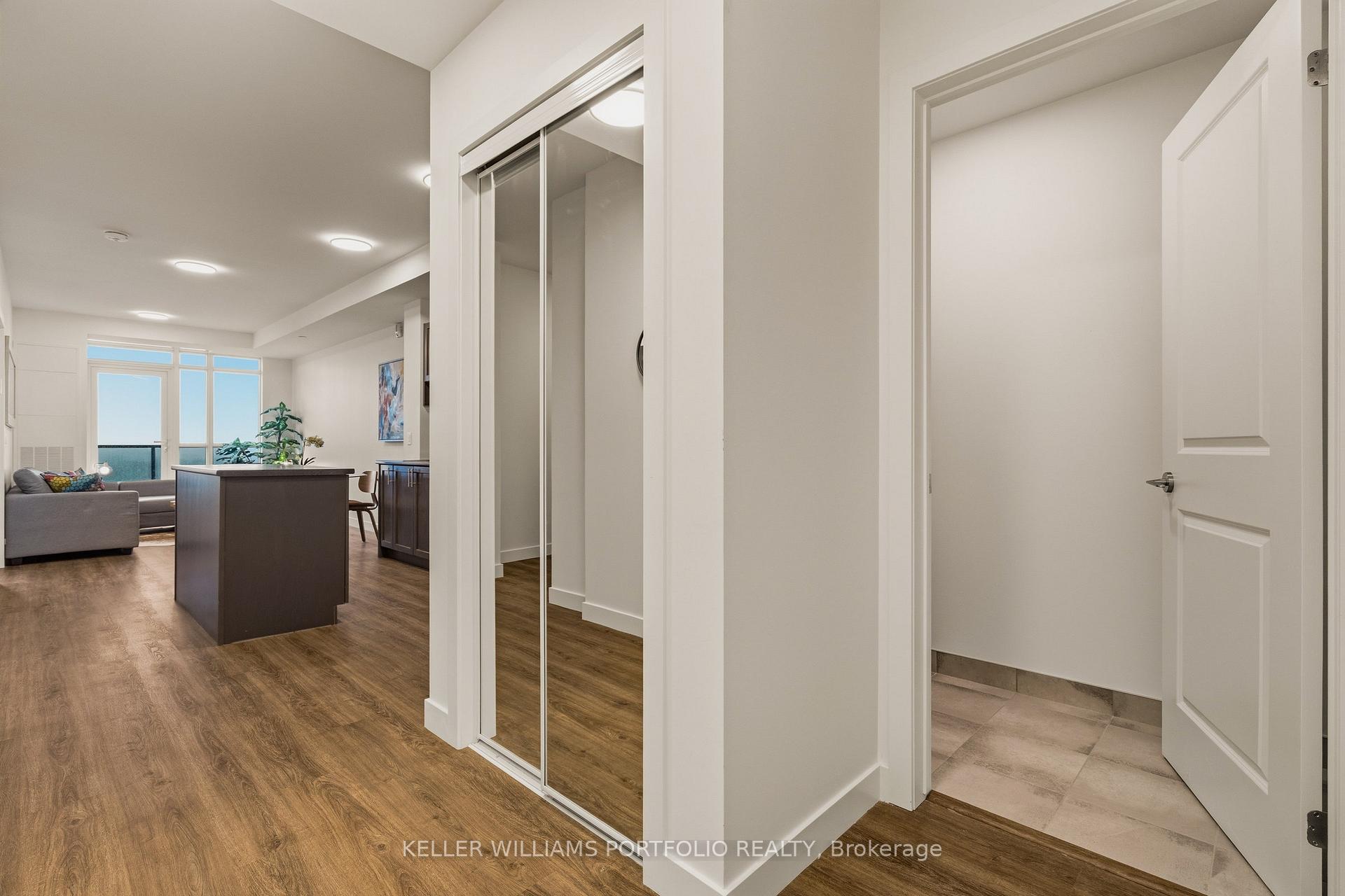 Photo 18 of Unit 1019, 461 Green Road, Hamilton, Lakeshore — HOMEH