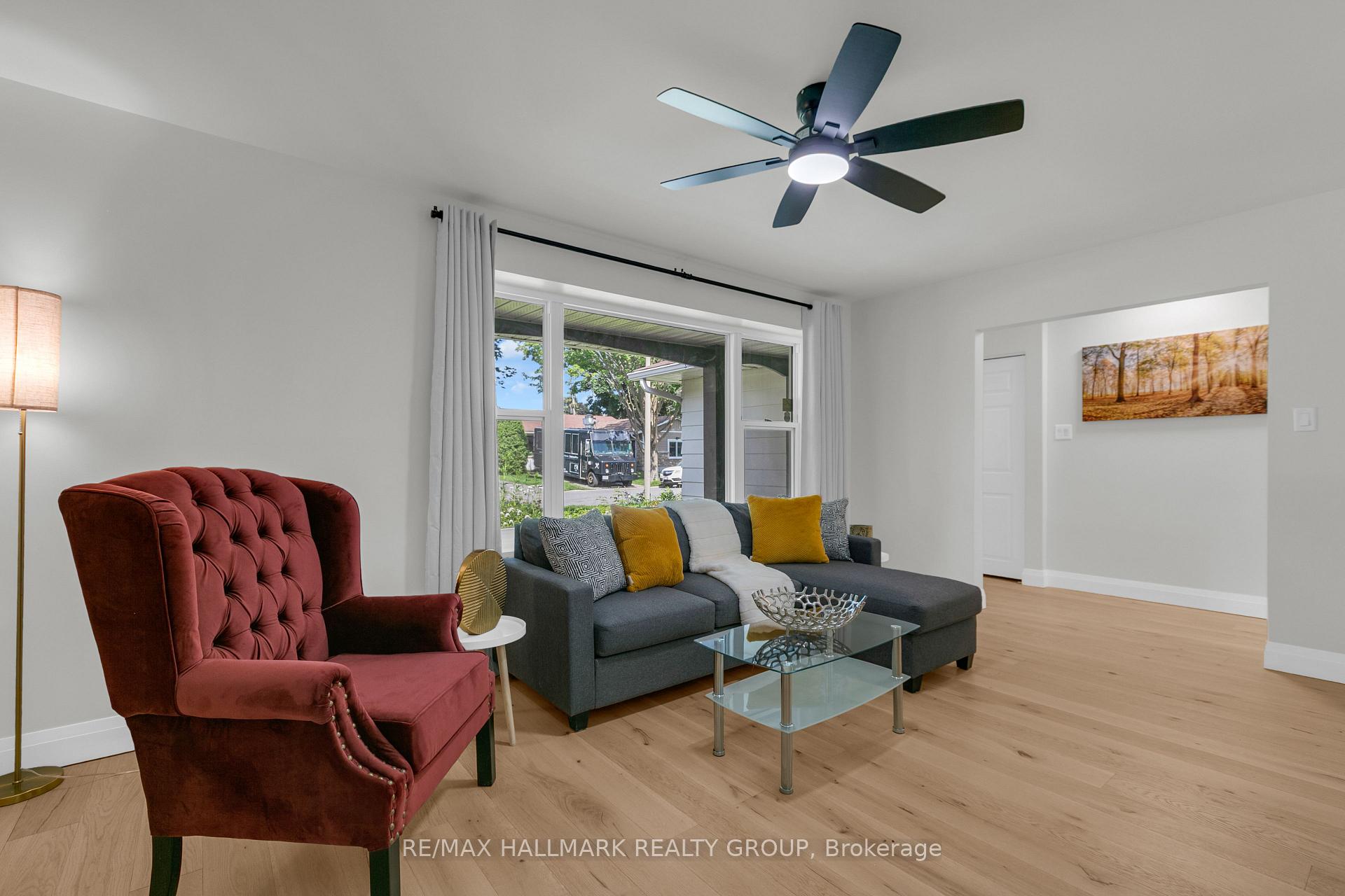 Photo 6 of 3336 Kodiak Street, Ottawa, South Keys — HOMEH
