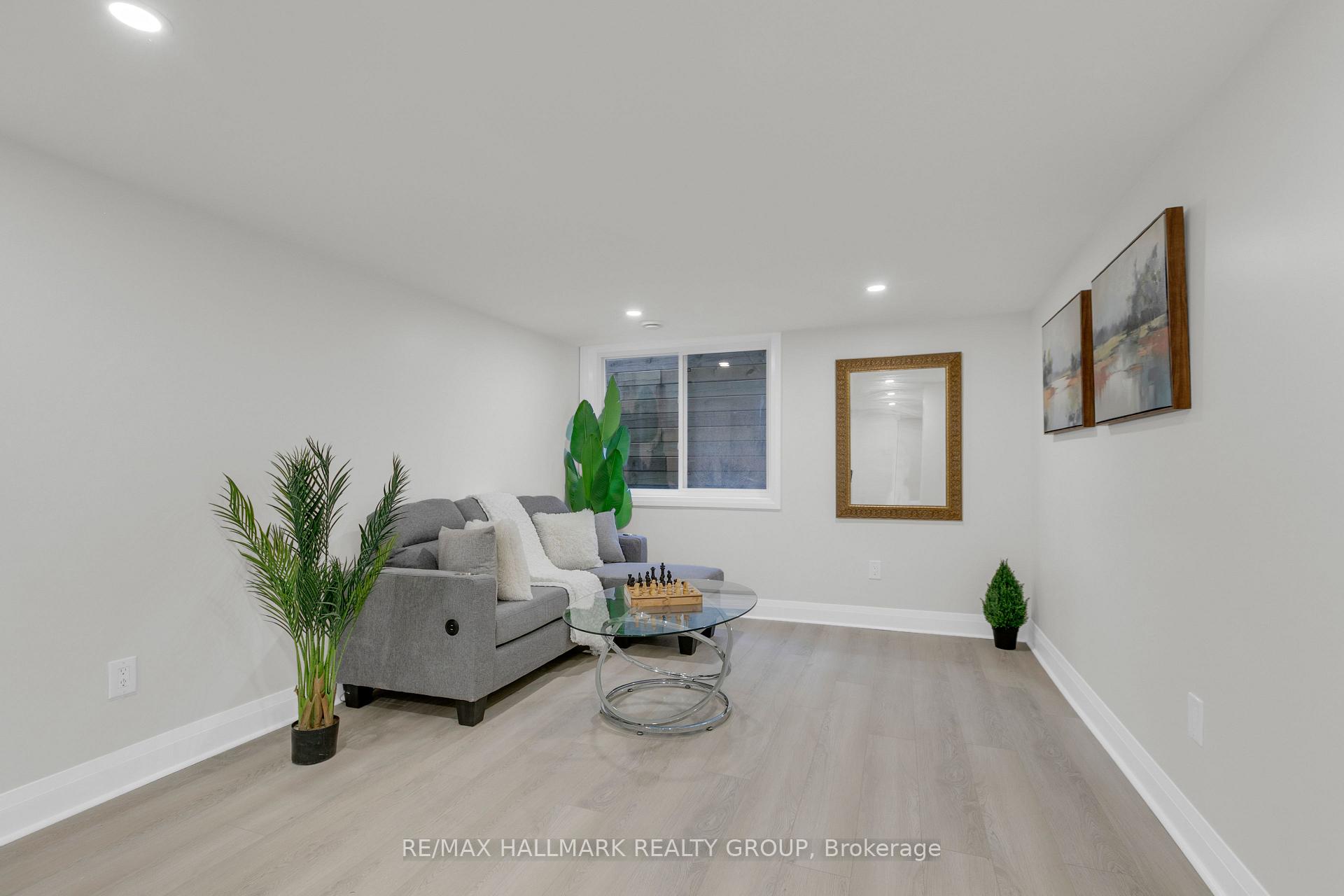 Photo 24 of 3336 Kodiak Street, Ottawa, South Keys — HOMEH