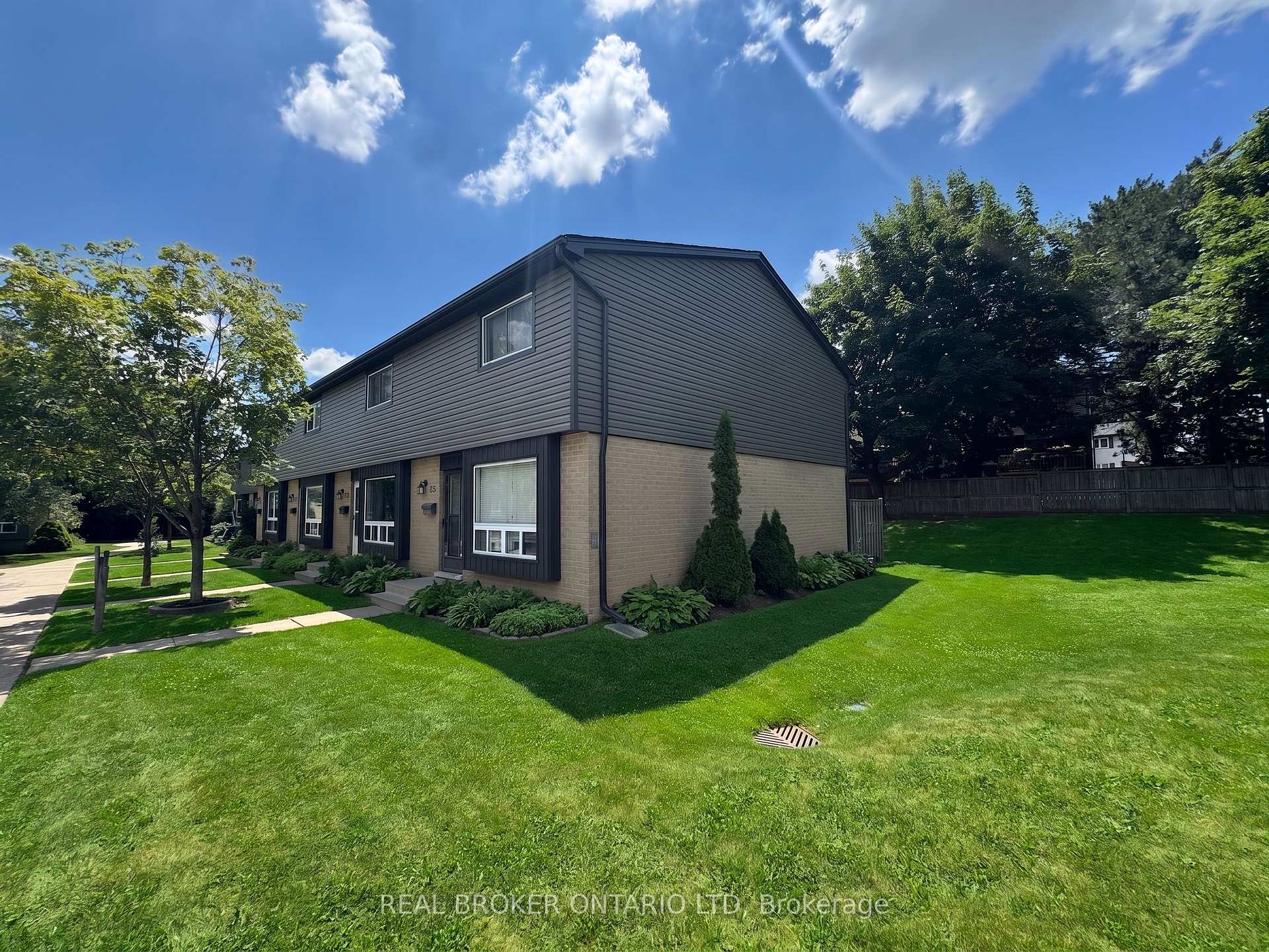 Photo of Unit 25, 475 Sandringham Crescent
