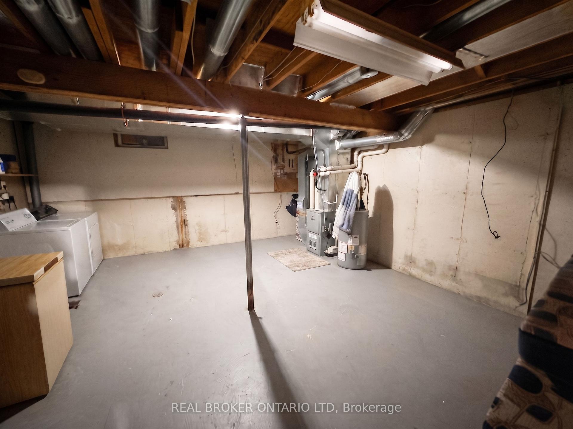 Photo 4 of Unit 25, 475 Sandringham Crescent, London, South R — HOMEH