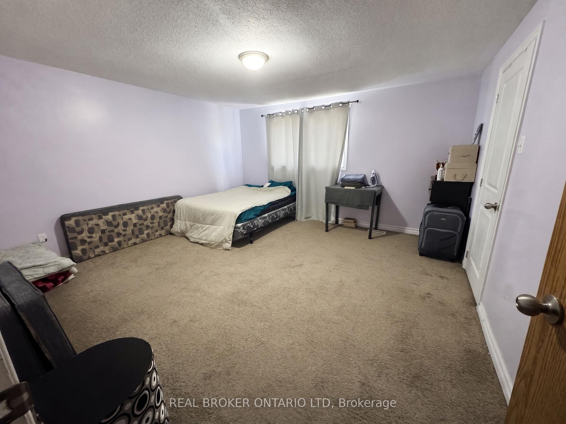 Photo 12 of Unit 25, 475 Sandringham Crescent, London, South R — HOMEH