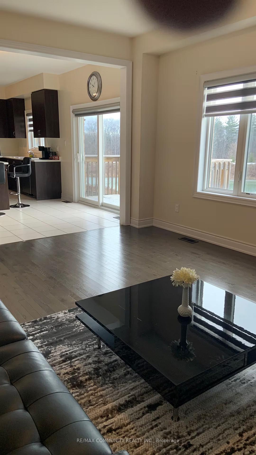 Photo 8 of 1345 Bardeau Street, Innisfil, Lefroy — HOMEH