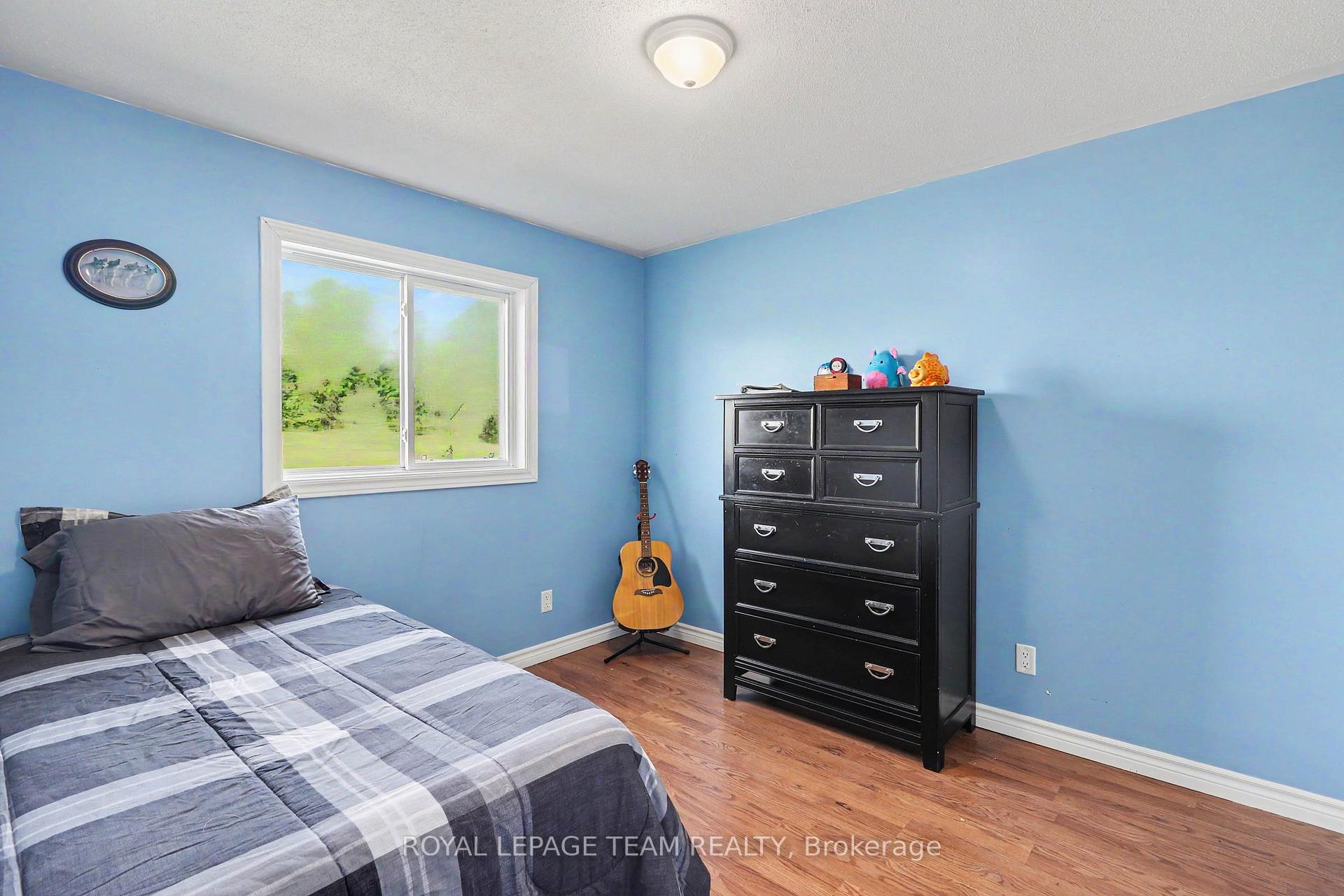 Photo 16 of 4038 Calbrent Way, Ottawa, Vernon — HOMEH