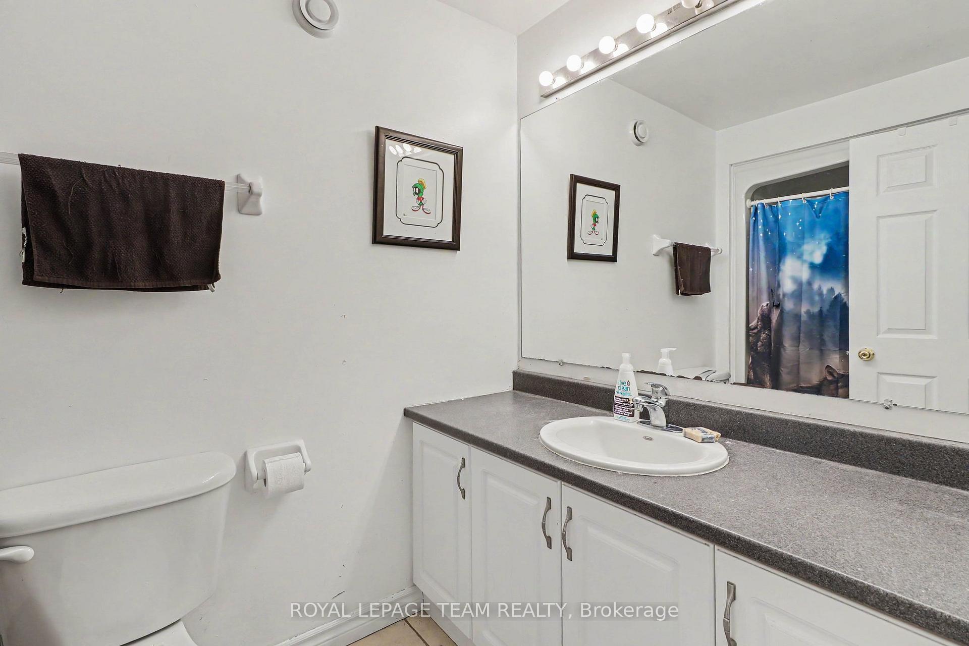 Photo 18 of 4038 Calbrent Way, Ottawa, Vernon — HOMEH