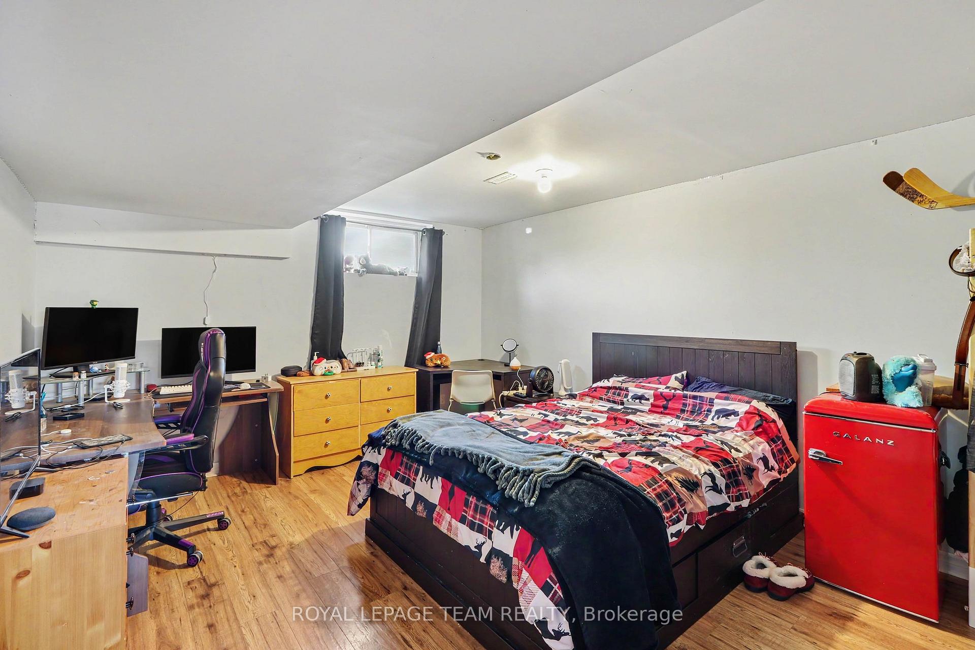 Photo 25 of 4038 Calbrent Way, Ottawa, Vernon — HOMEH