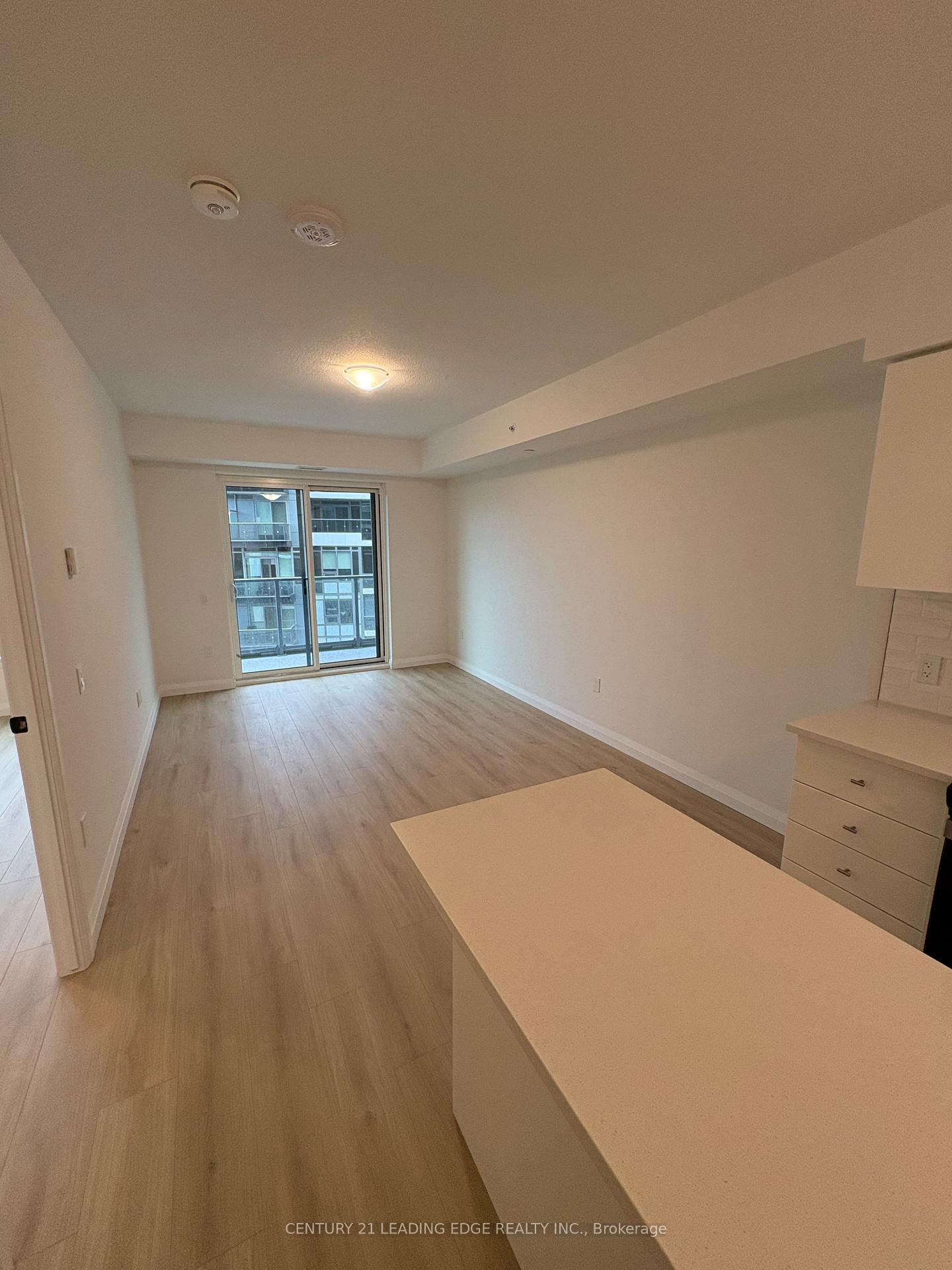 Photo 12 of Unit 809, 93 Arthur Street, Guelph, St. Patrick's Ward — HOMEH