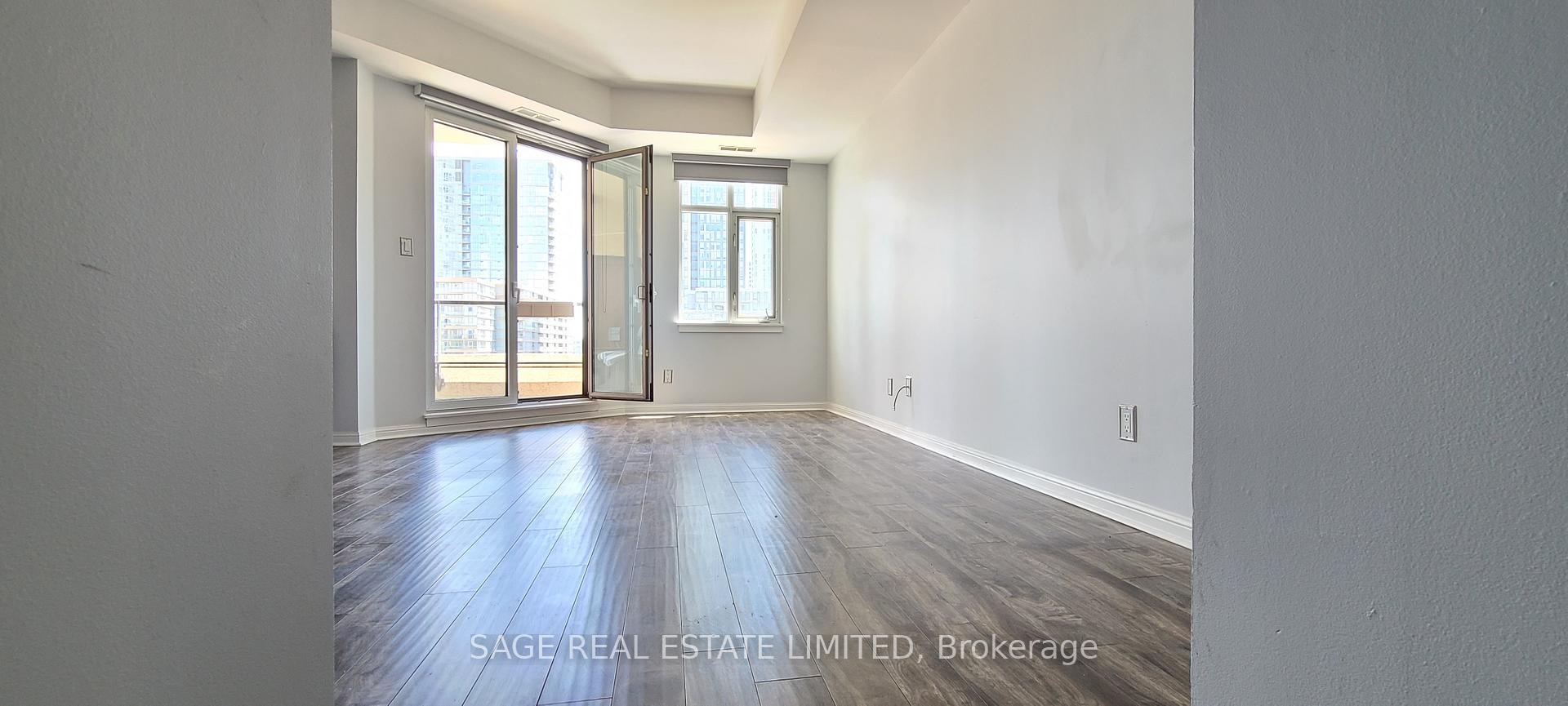 Photo 4 of Unit 438, 550 Front Street W, Toronto, Waterfront Communities — HOMEH