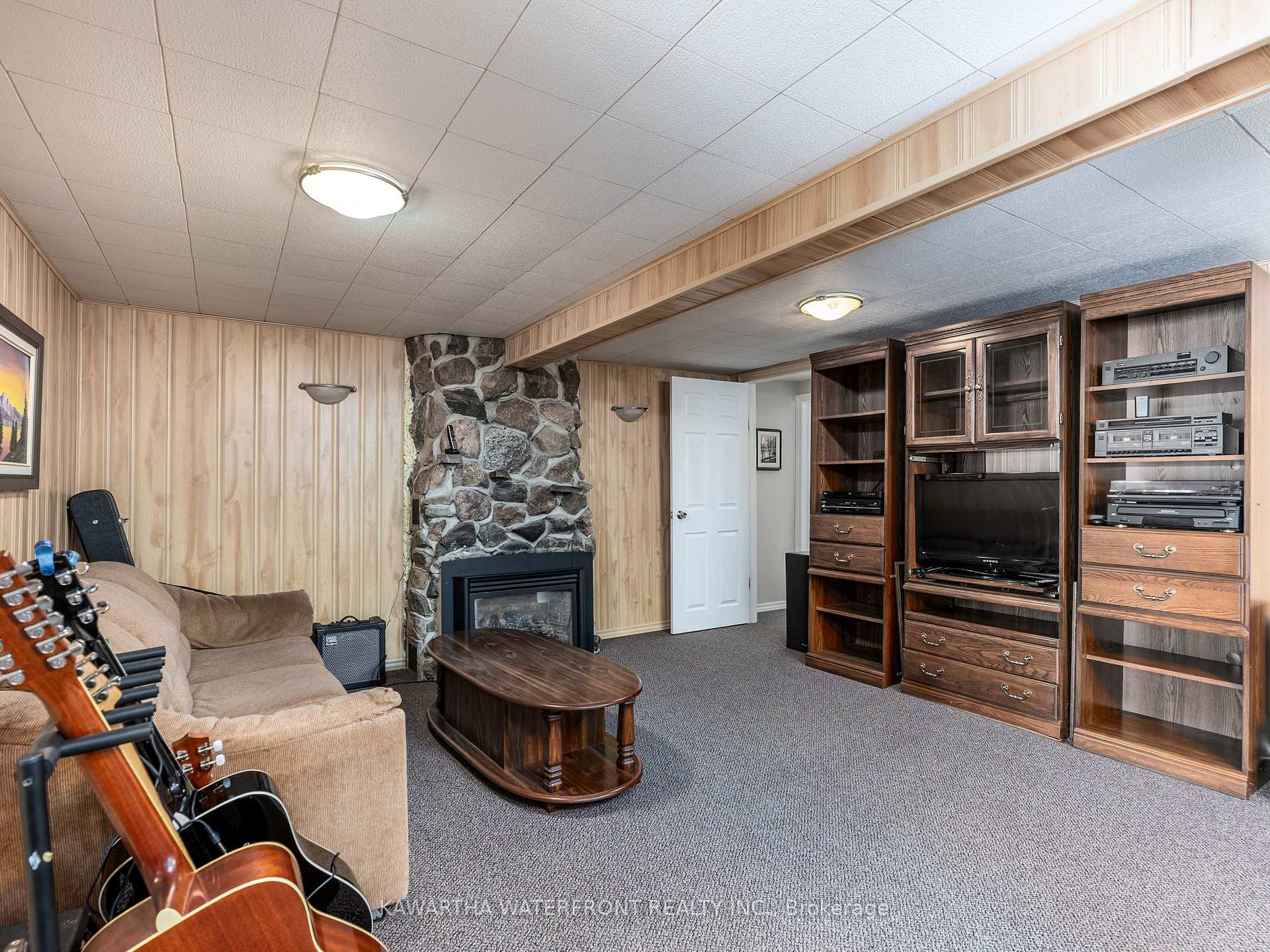 Photo 19 of 519 Long Beach Road, Kawartha Lakes, Fenelon — HOMEH