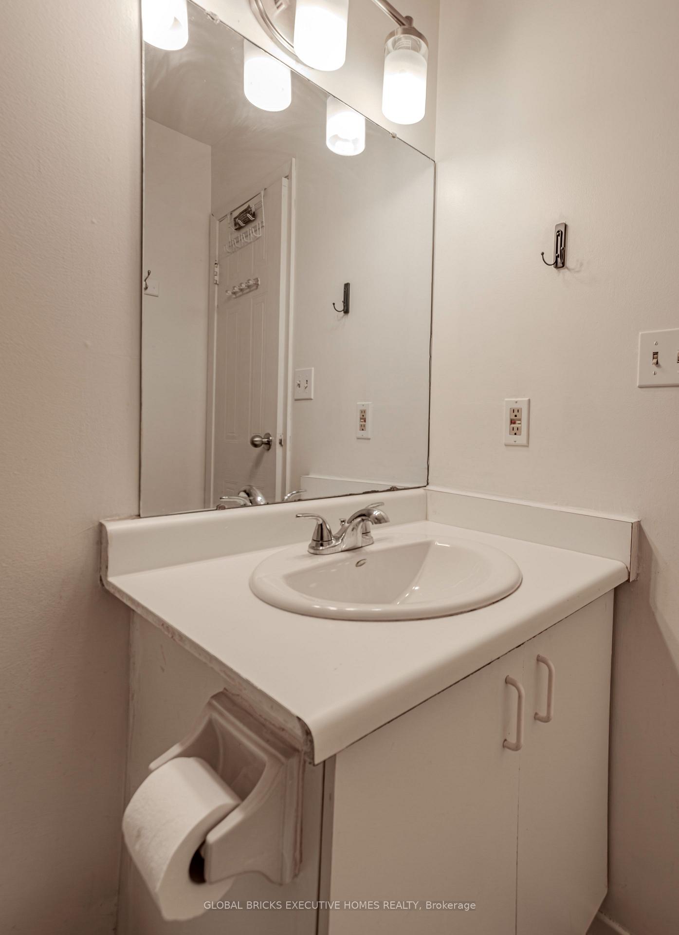 Photo 37 of Unit 102, 1275 Cornerbrook Place, Mississauga, Erindale — HOMEH
