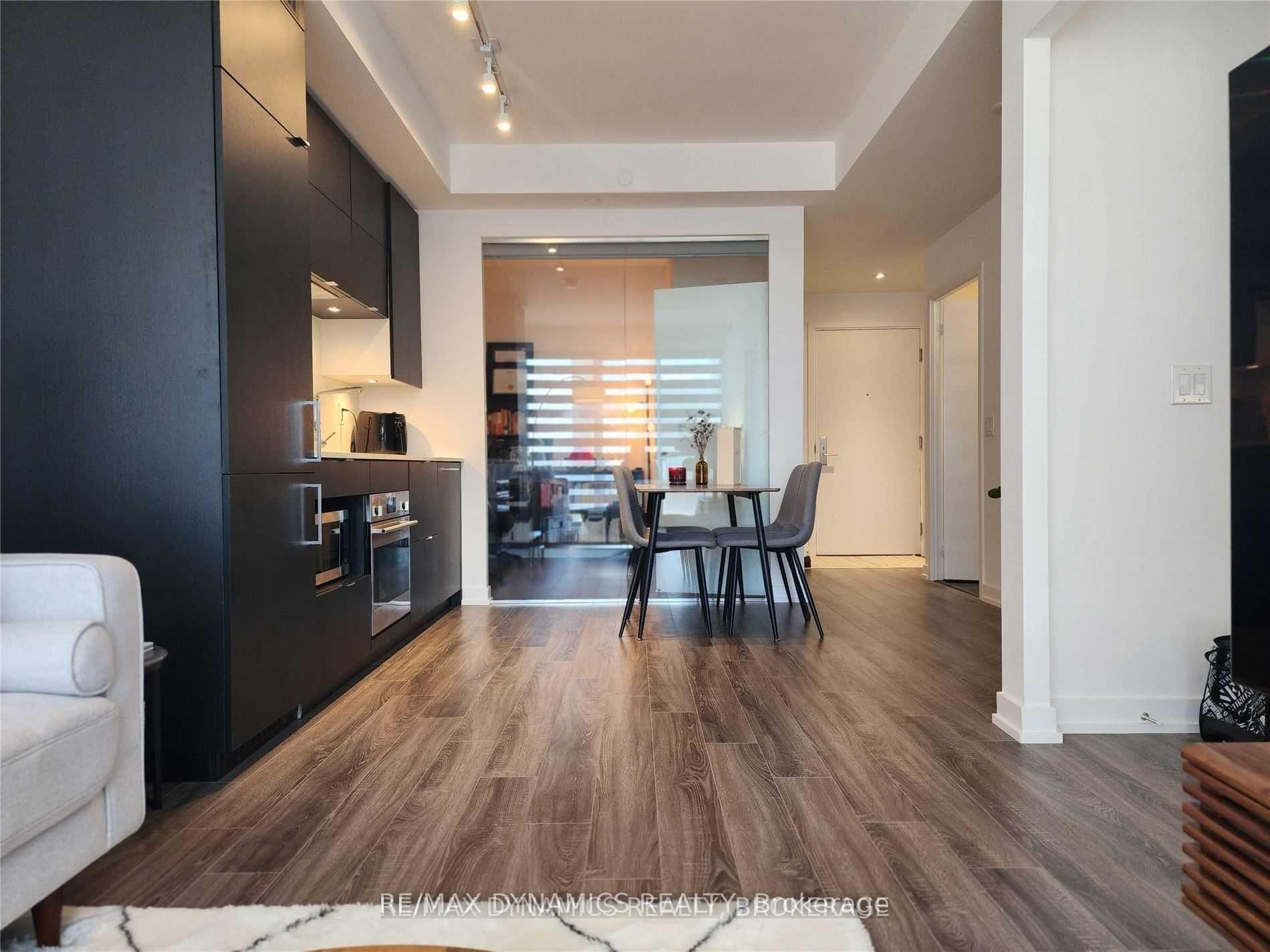 Photo 4 of Unit 2212, 20 Edward Street, Toronto, Bay Street Corridor — HOMEH