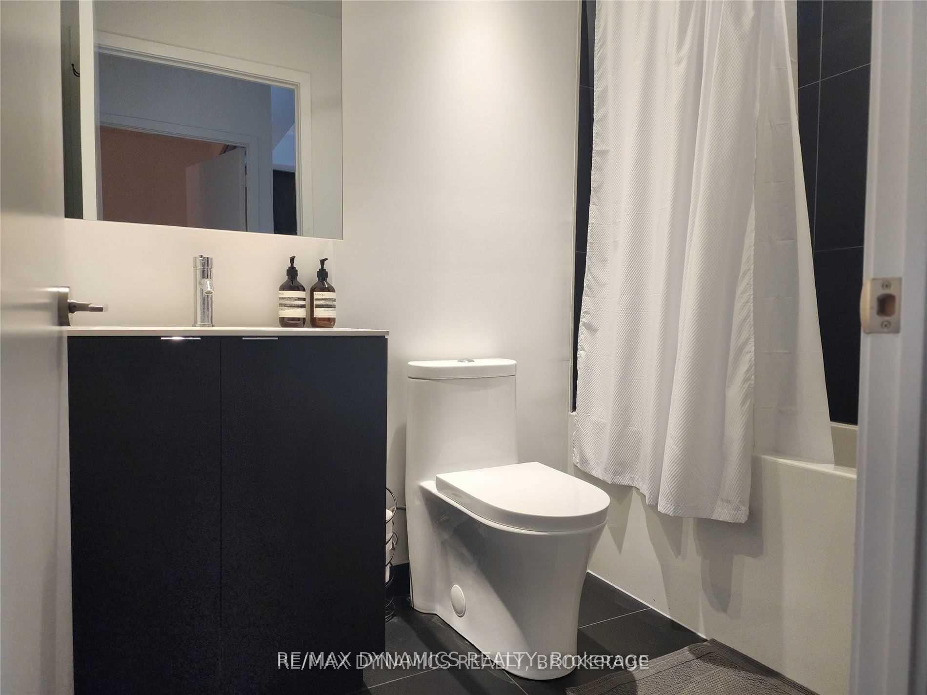 Photo 10 of Unit 2212, 20 Edward Street, Toronto, Bay Street Corridor — HOMEH