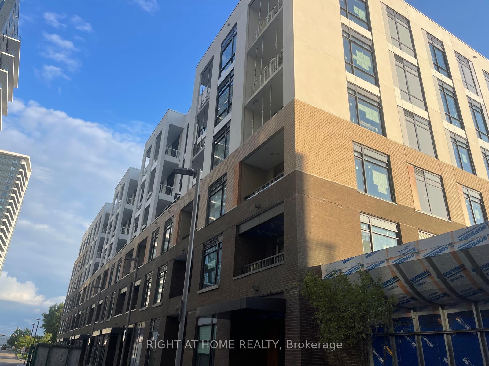 Photo 2 of Unit D-331, 8 Beverley Glen Boulevard, Vaughan, Beverley Glen — HOMEH