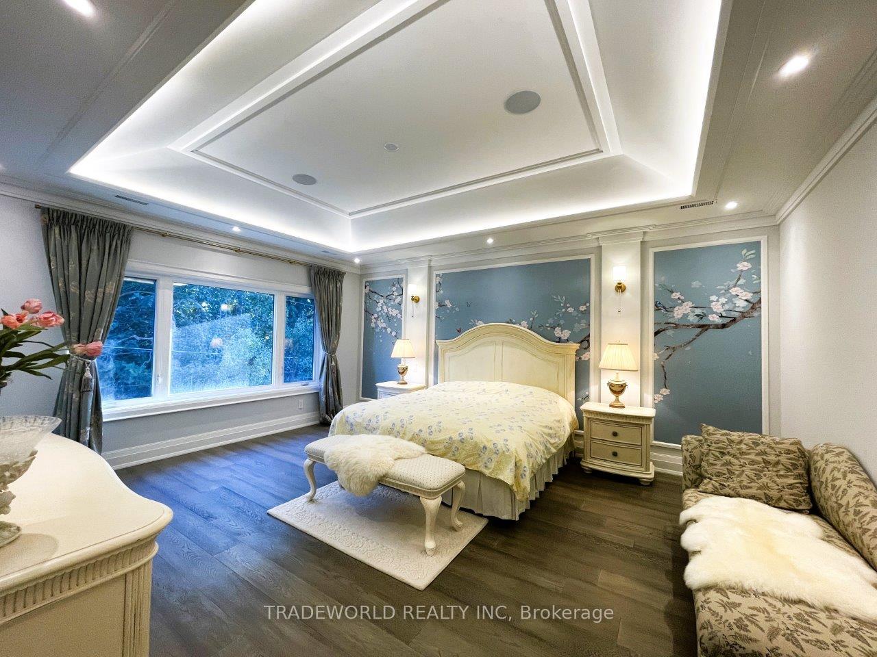 Photo 21 of 90 Fred Varley Drive, Markham, Unionville — HOMEH