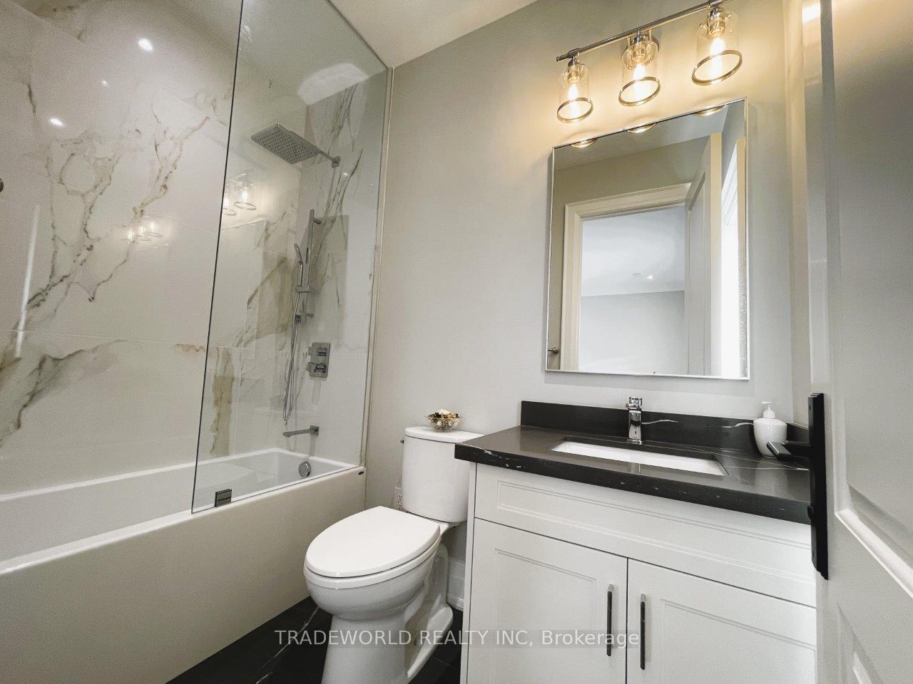 Photo 28 of 90 Fred Varley Drive, Markham, Unionville — HOMEH