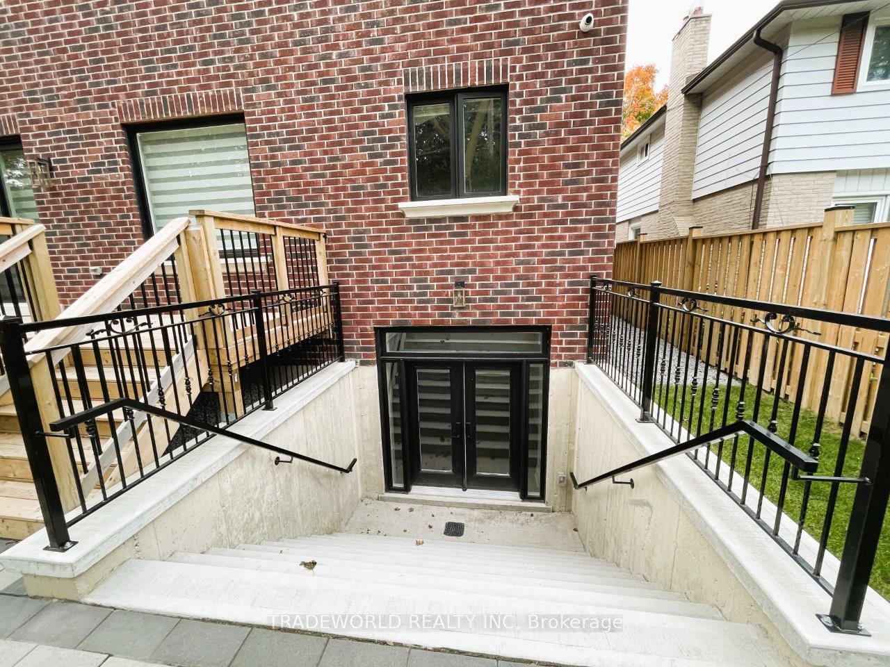 Photo 40 of 90 Fred Varley Drive, Markham, Unionville — HOMEH