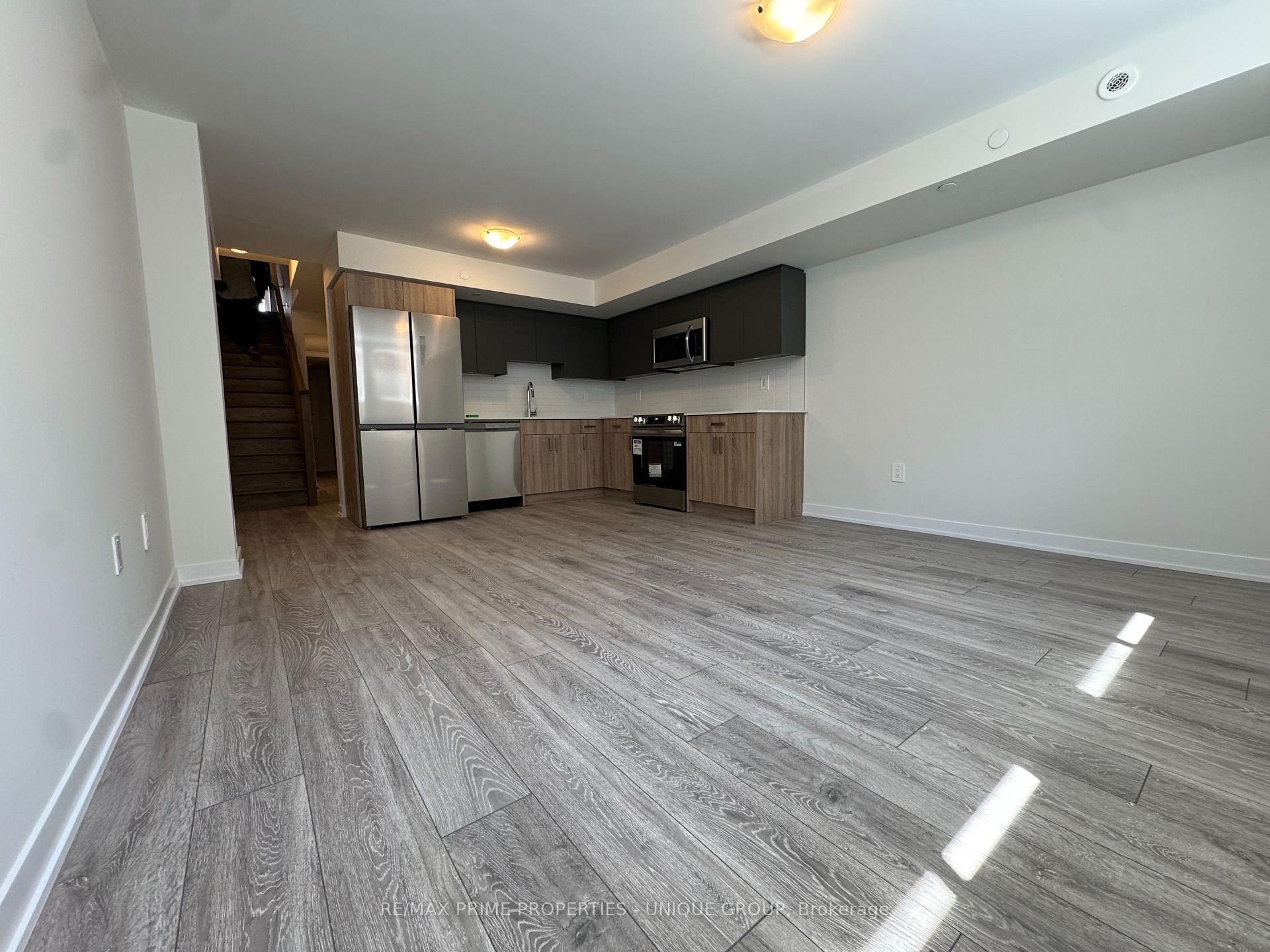 Photo 5 of Unit Basement, 424 Lawrence Heights Way, Toronto, Englemount-Lawrence — HOMEH