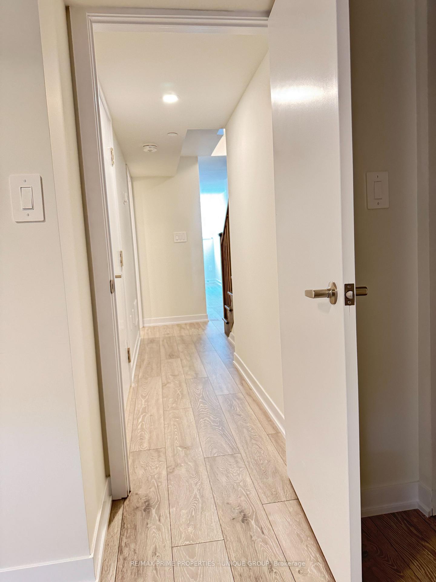 Photo 15 of Unit Basement, 424 Lawrence Heights Way, Toronto, Englemount-Lawrence — HOMEH