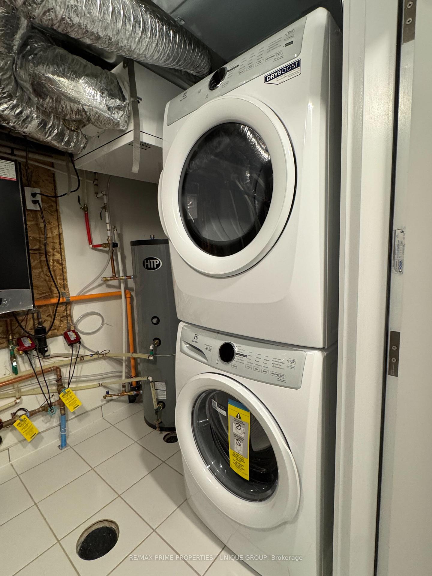 Photo 16 of Unit Basement, 424 Lawrence Heights Way, Toronto, Englemount-Lawrence — HOMEH