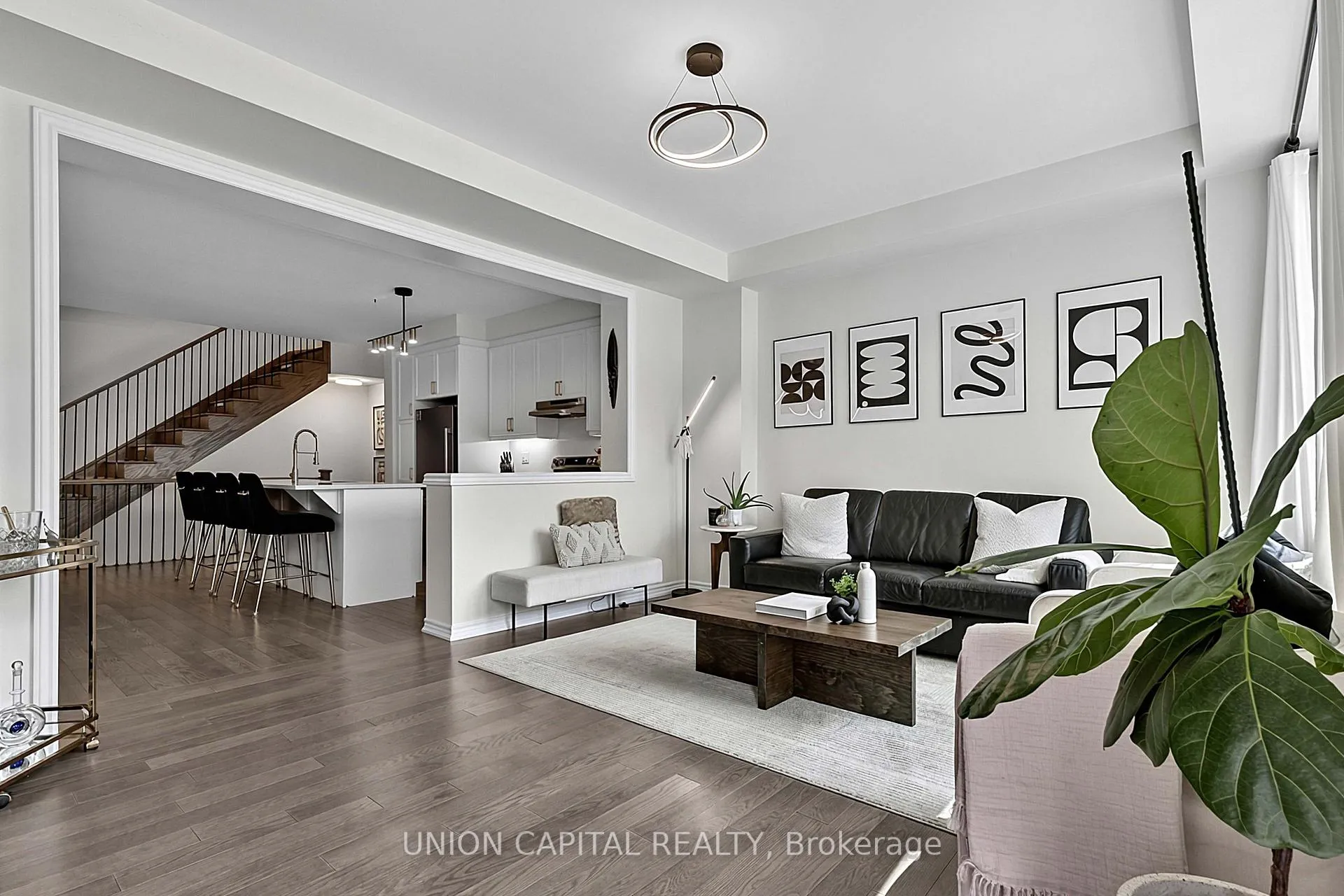 Photo 9 of 16 Thomas Frisby Jr Crescent, Markham, Victoria Square — HOMEH