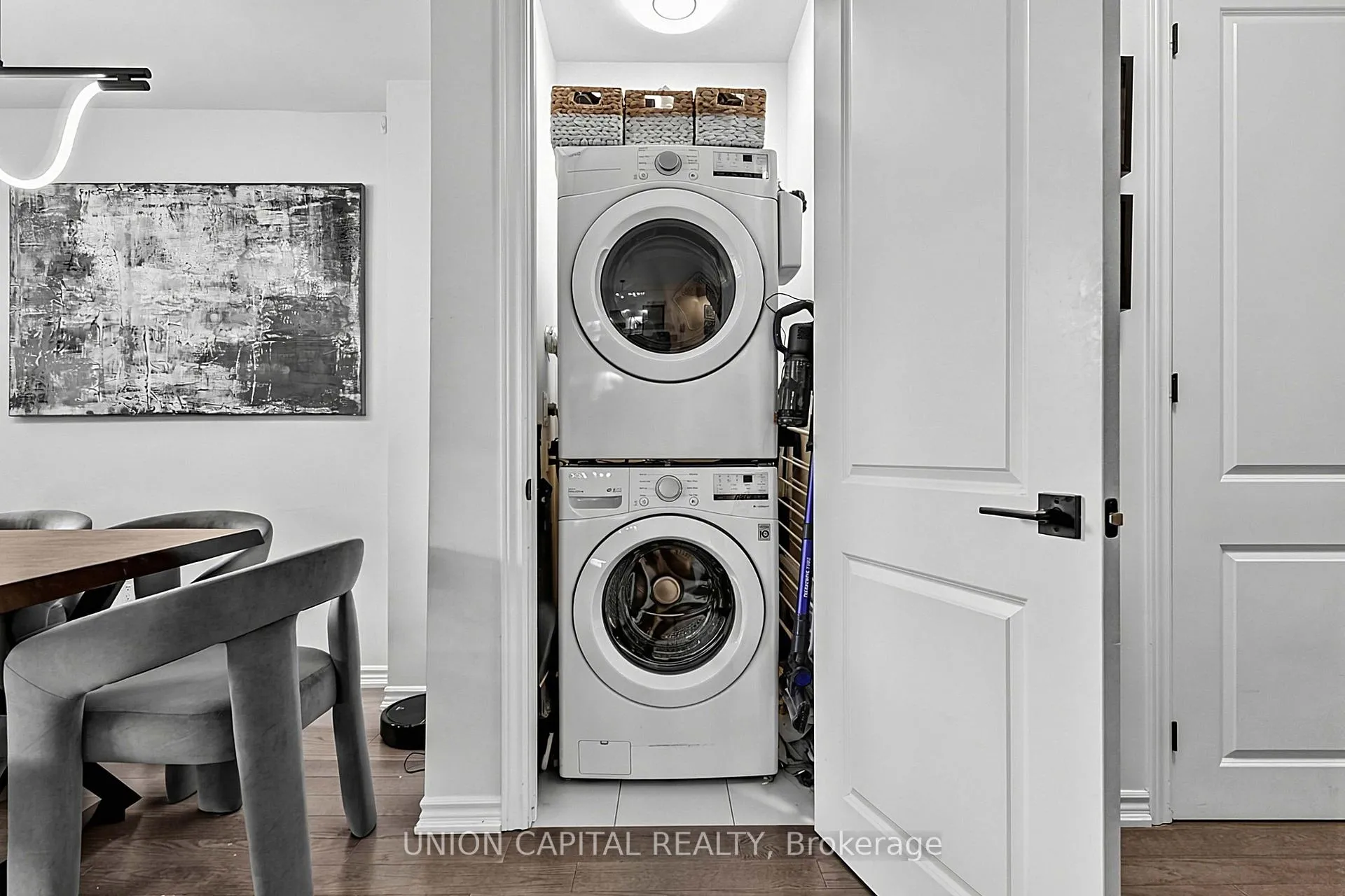 Photo 33 of 16 Thomas Frisby Jr Crescent, Markham, Victoria Square — HOMEH