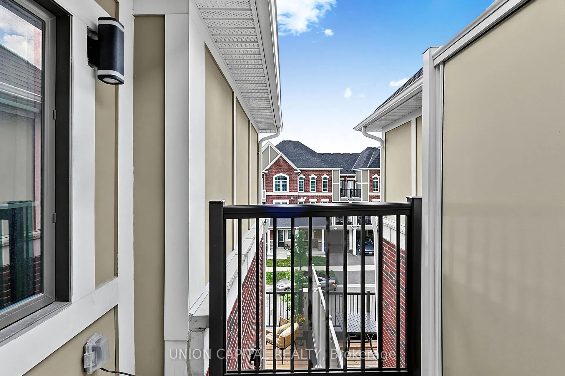 Photo 35 of 16 Thomas Frisby Jr Crescent, Markham, Victoria Square — HOMEH