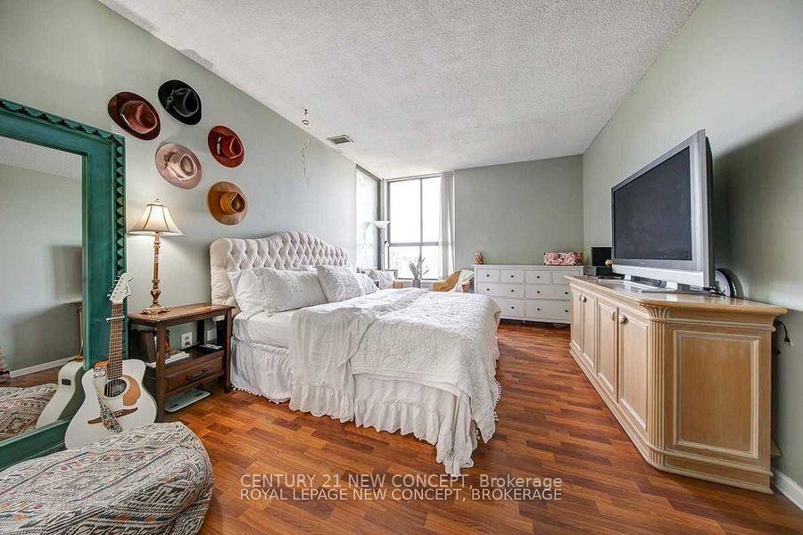 Photo 4 of Unit Ph4B, 195 St Patrick Street, Toronto, Kensington-Chinatown — HOMEH