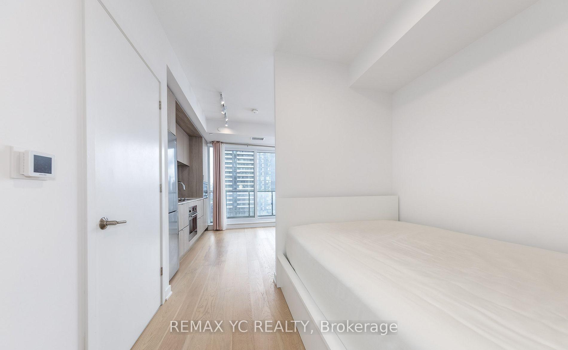 Photo 3 of Unit 1906, 130 River Street, Toronto, Regent Park — HOMEH