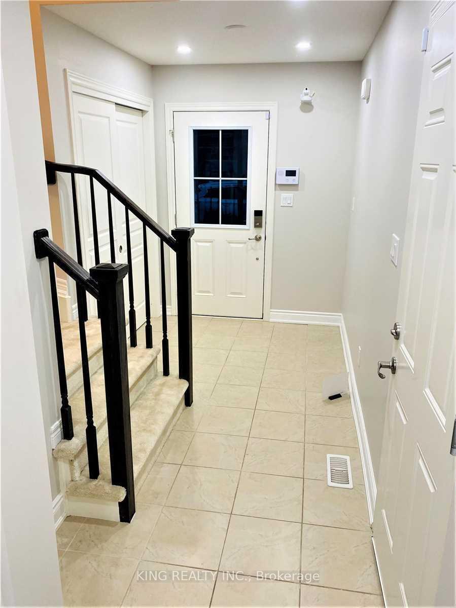 Photo 2 of 285 Silverwood Avenue, Welland, Coyle Creek — HOMEH