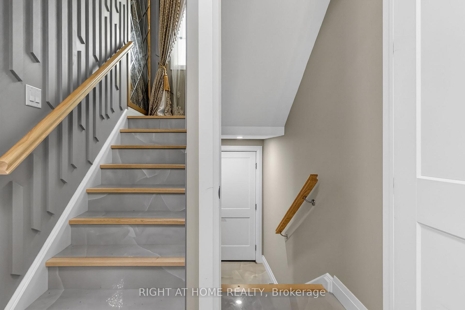Photo 16 of 153 McLeod Street, North Middlesex, Parkhill — HOMEH