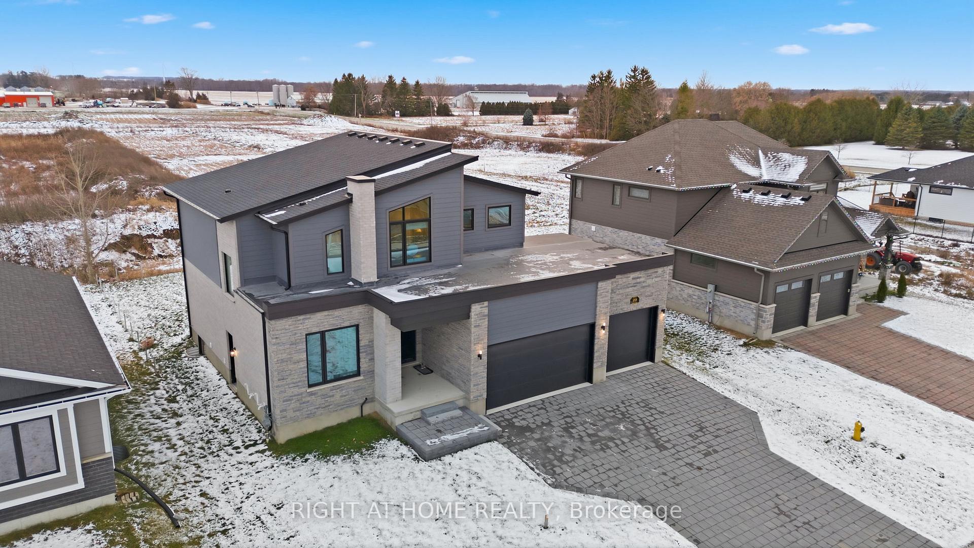 Photo 39 of 153 McLeod Street, North Middlesex, Parkhill — HOMEH