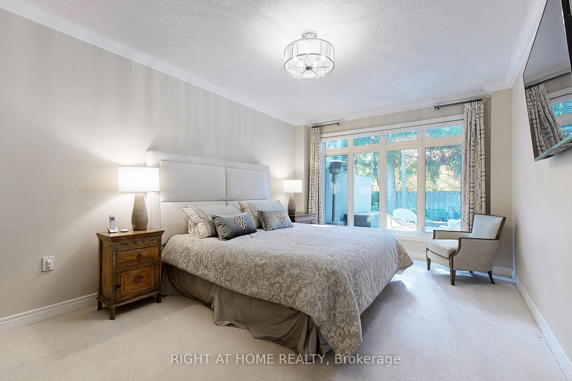 Photo 14 of 9 Arlington Way, Markham, Grandview — HOMEH
