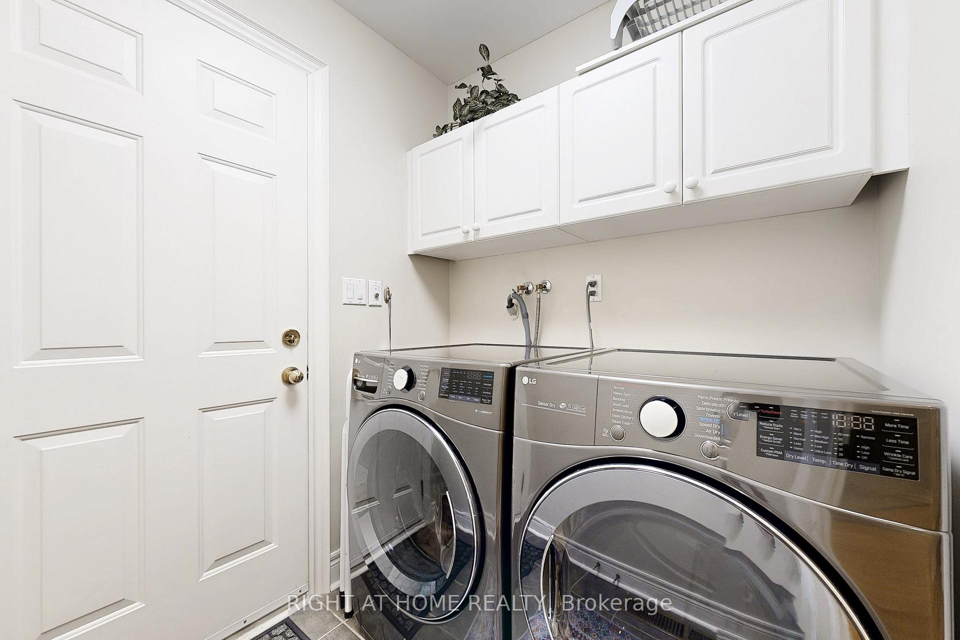 Photo 20 of 9 Arlington Way, Markham, Grandview — HOMEH