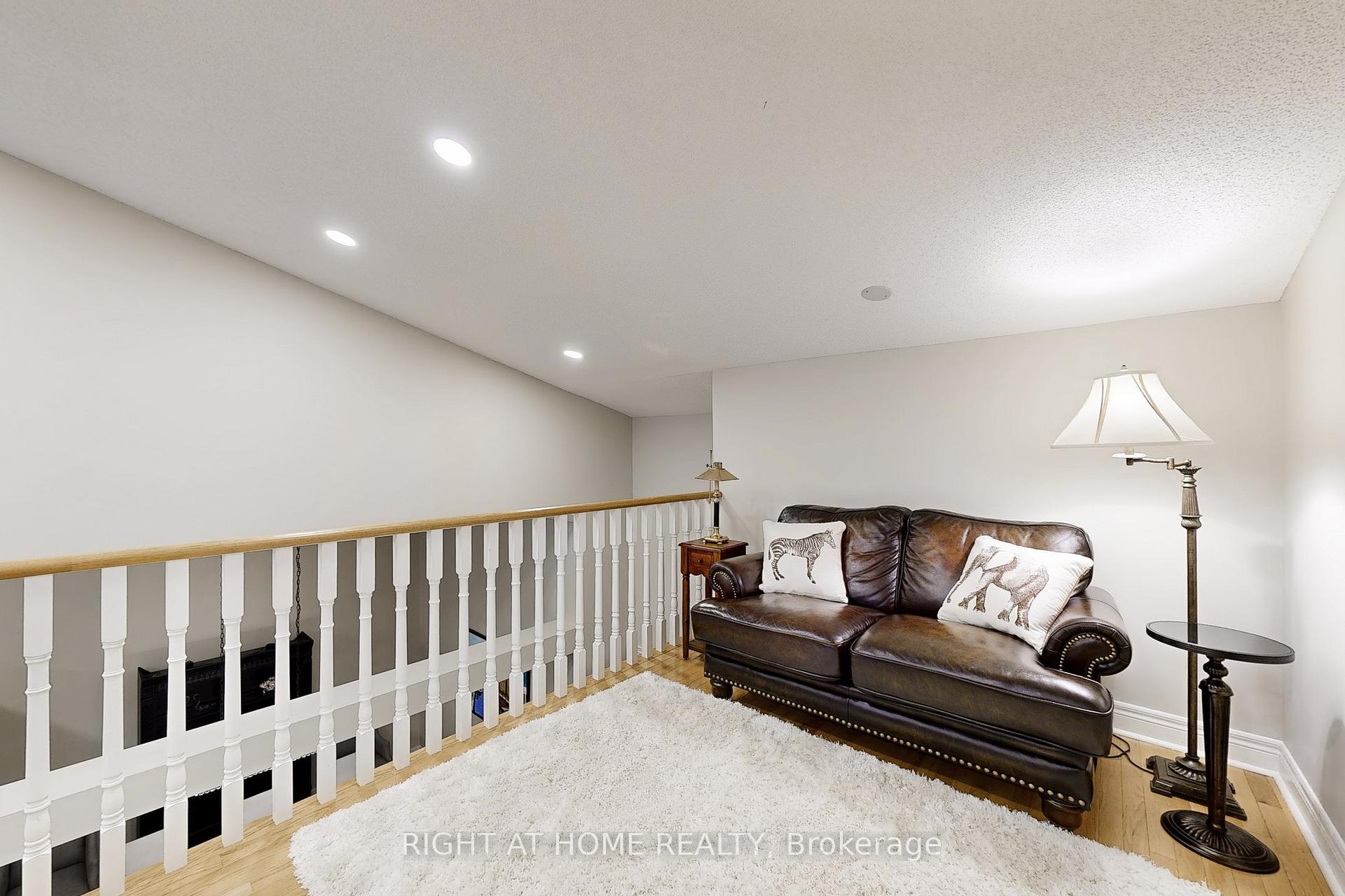 Photo 22 of 9 Arlington Way, Markham, Grandview — HOMEH
