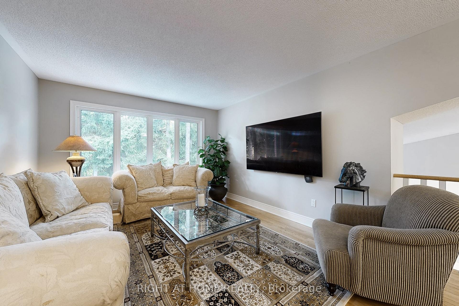 Photo 24 of 9 Arlington Way, Markham, Grandview — HOMEH